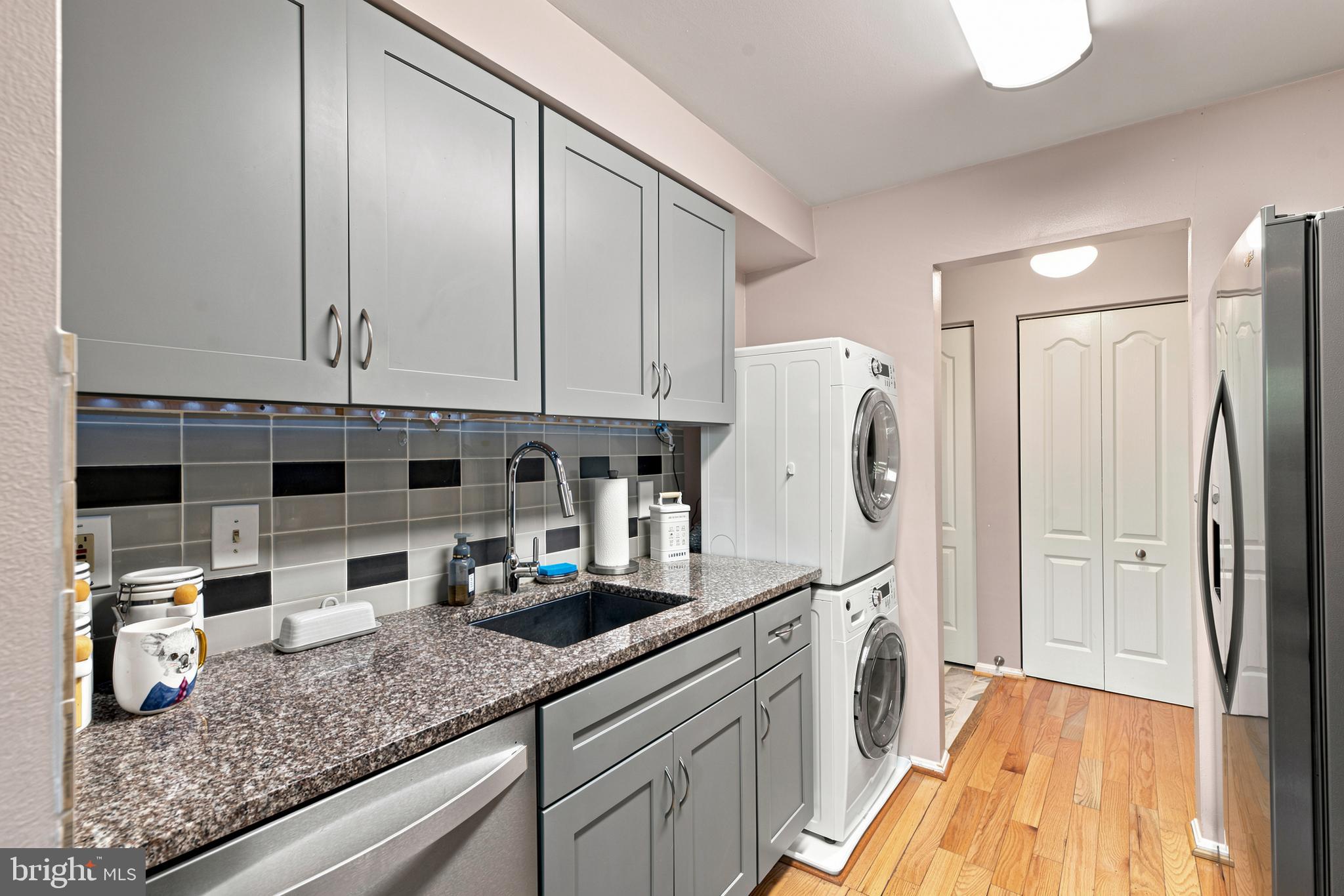 MONTGOMERY RUN - Residential