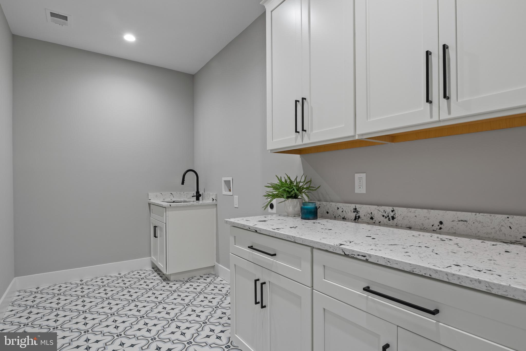 ROCK CREEK HIGHLANDS - Residential