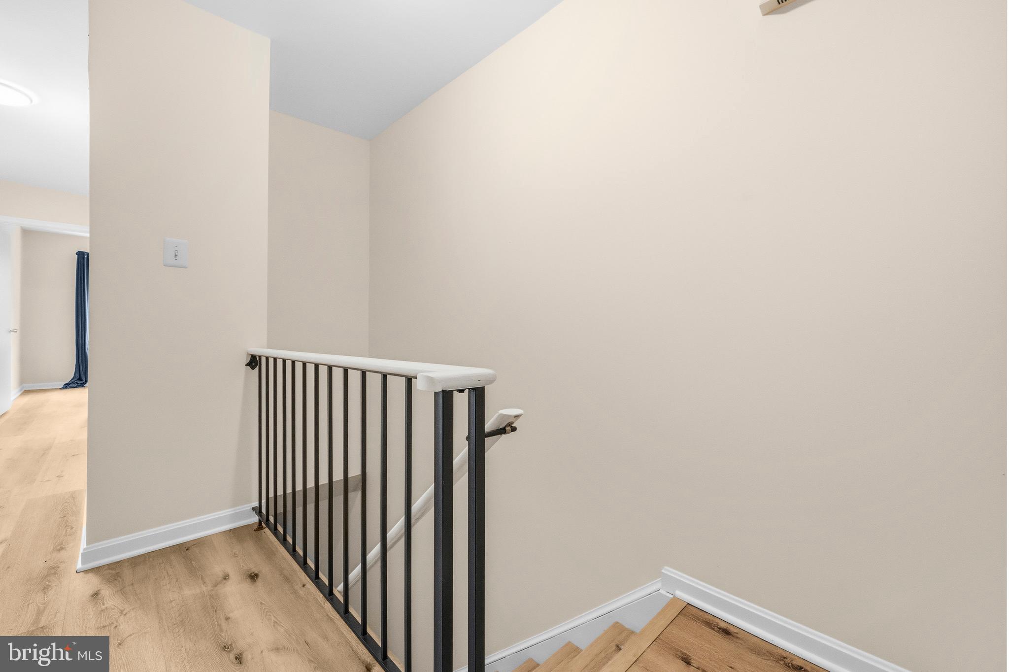 CHARING CROSS - Residential