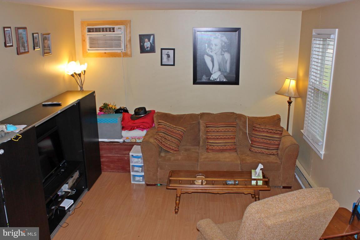 HILLDALE - Residential