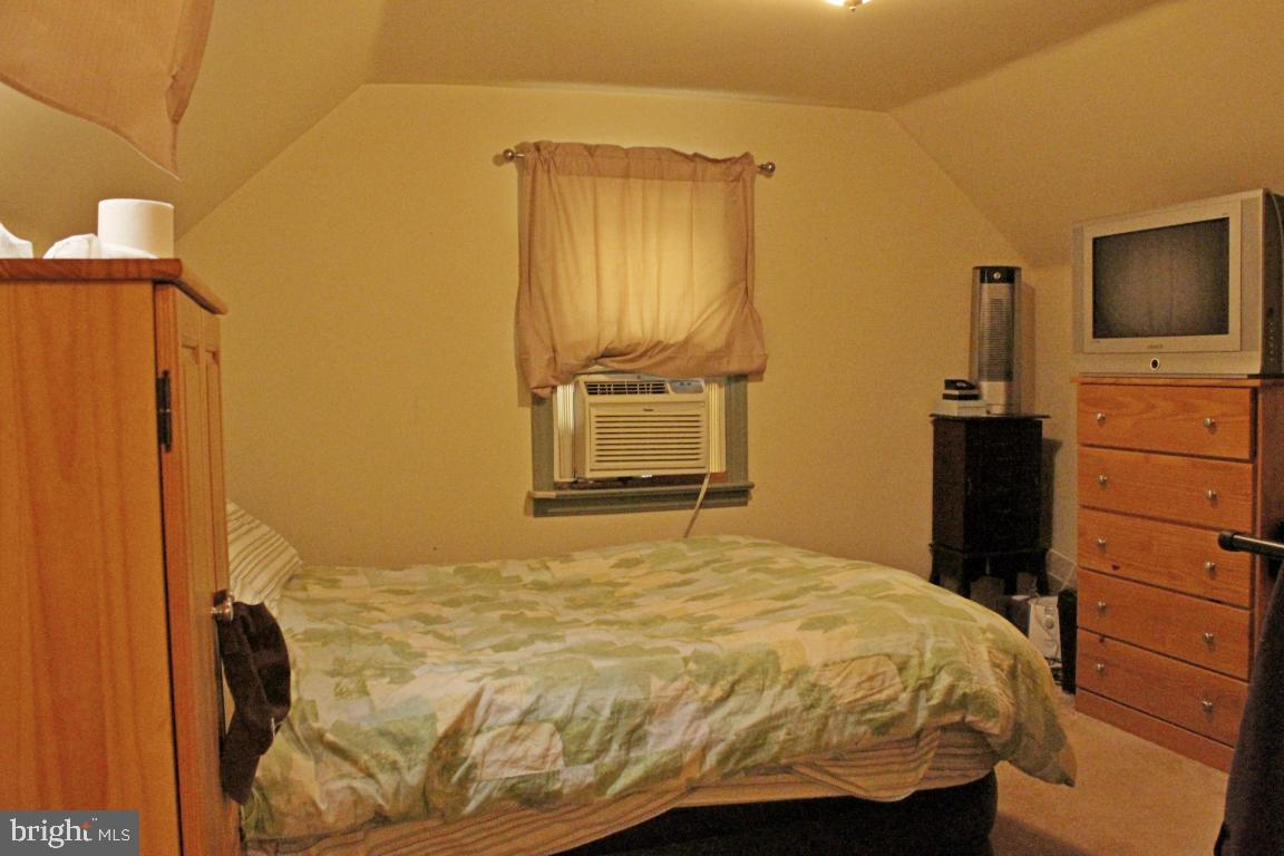 HILLDALE - Residential