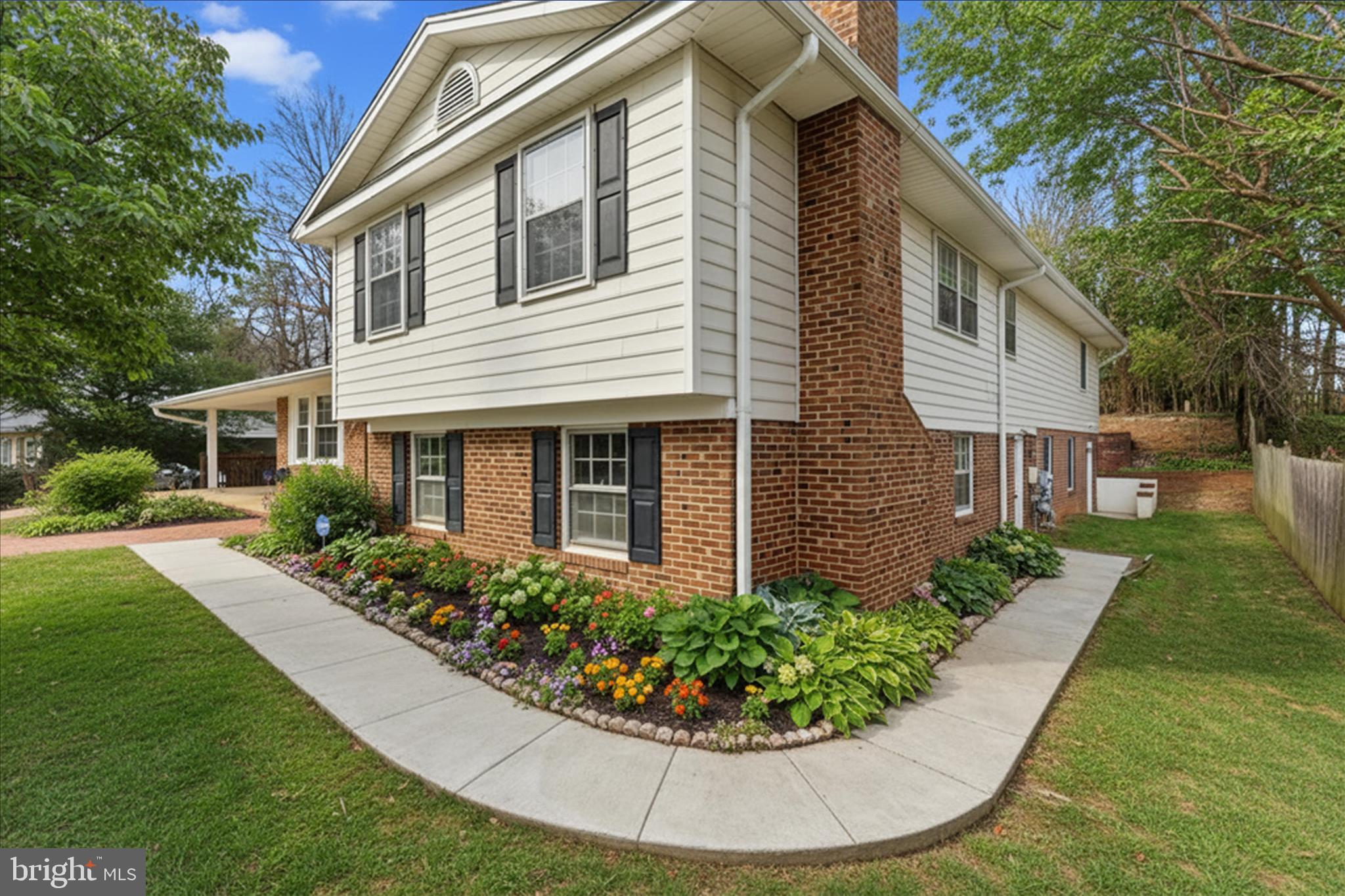 BARRISTERS PLACE - Residential