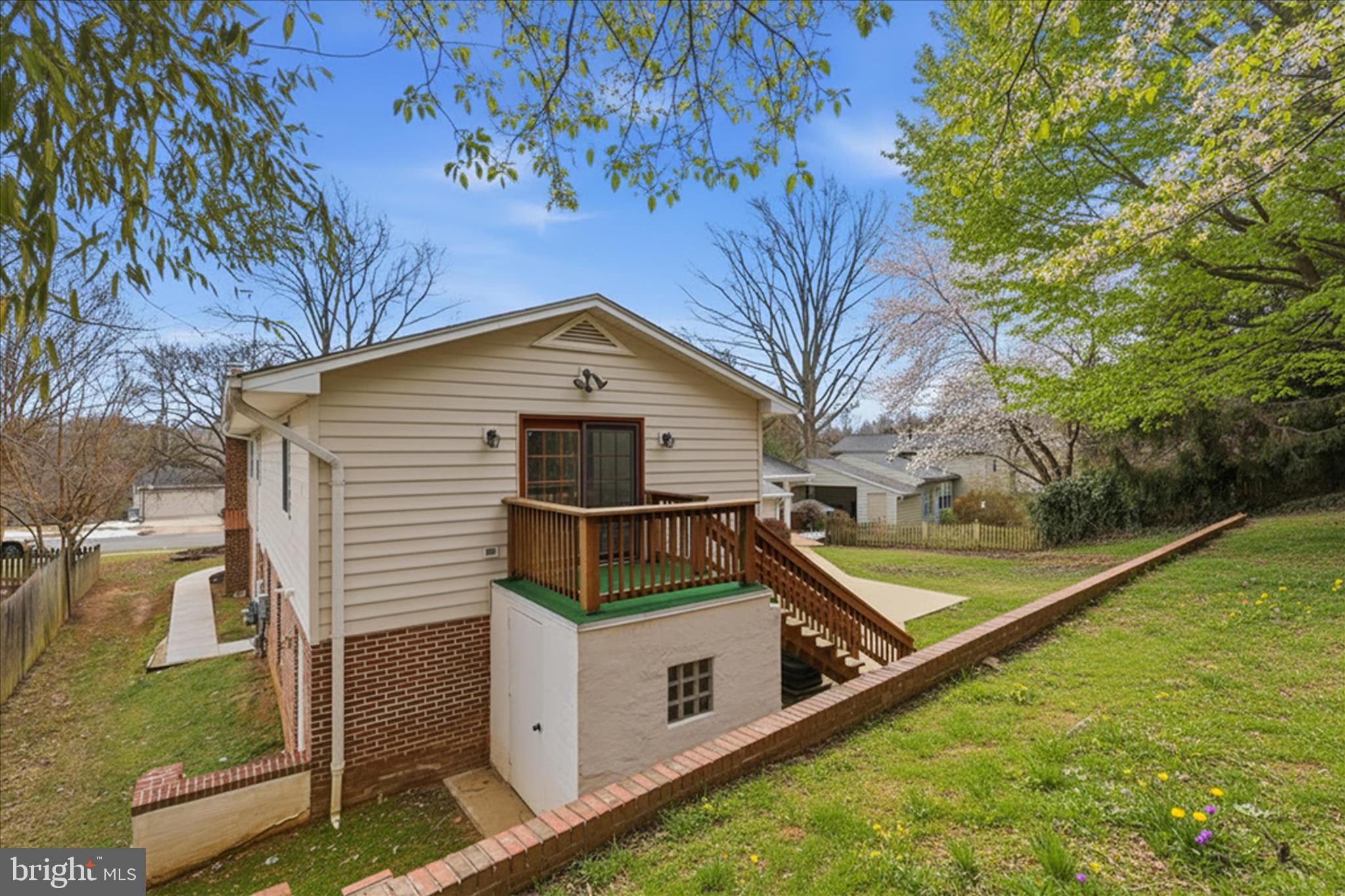 BARRISTERS PLACE - Residential