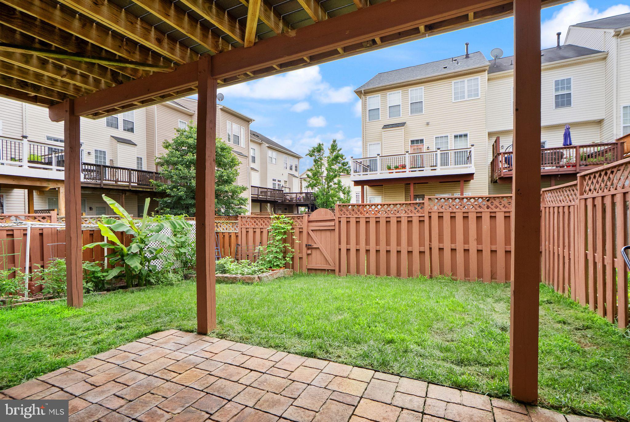 BROADLANDS SOUTH - Residential