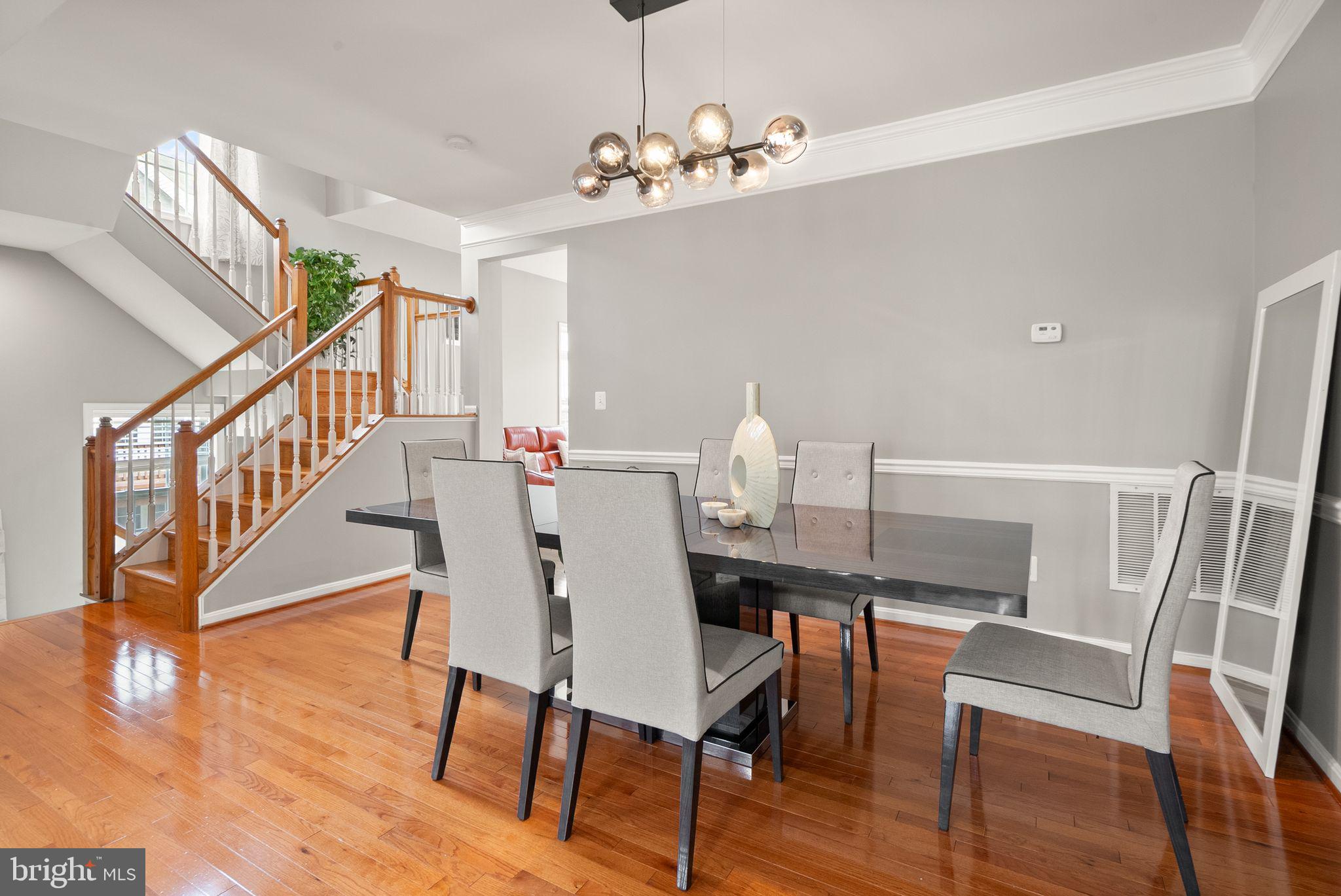 BROADLANDS SOUTH - Residential