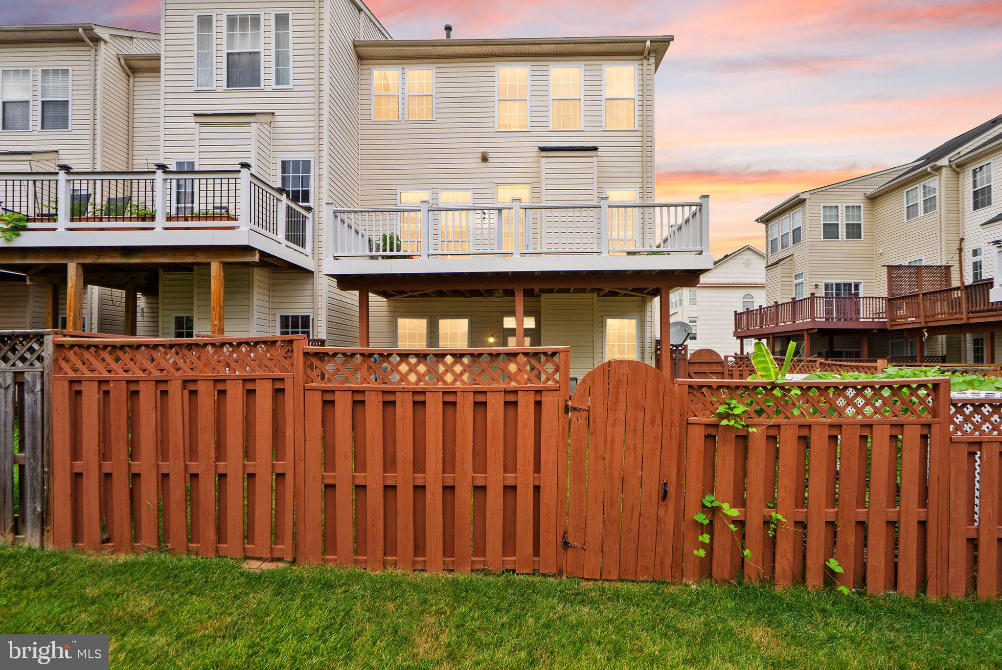 BROADLANDS SOUTH - Residential