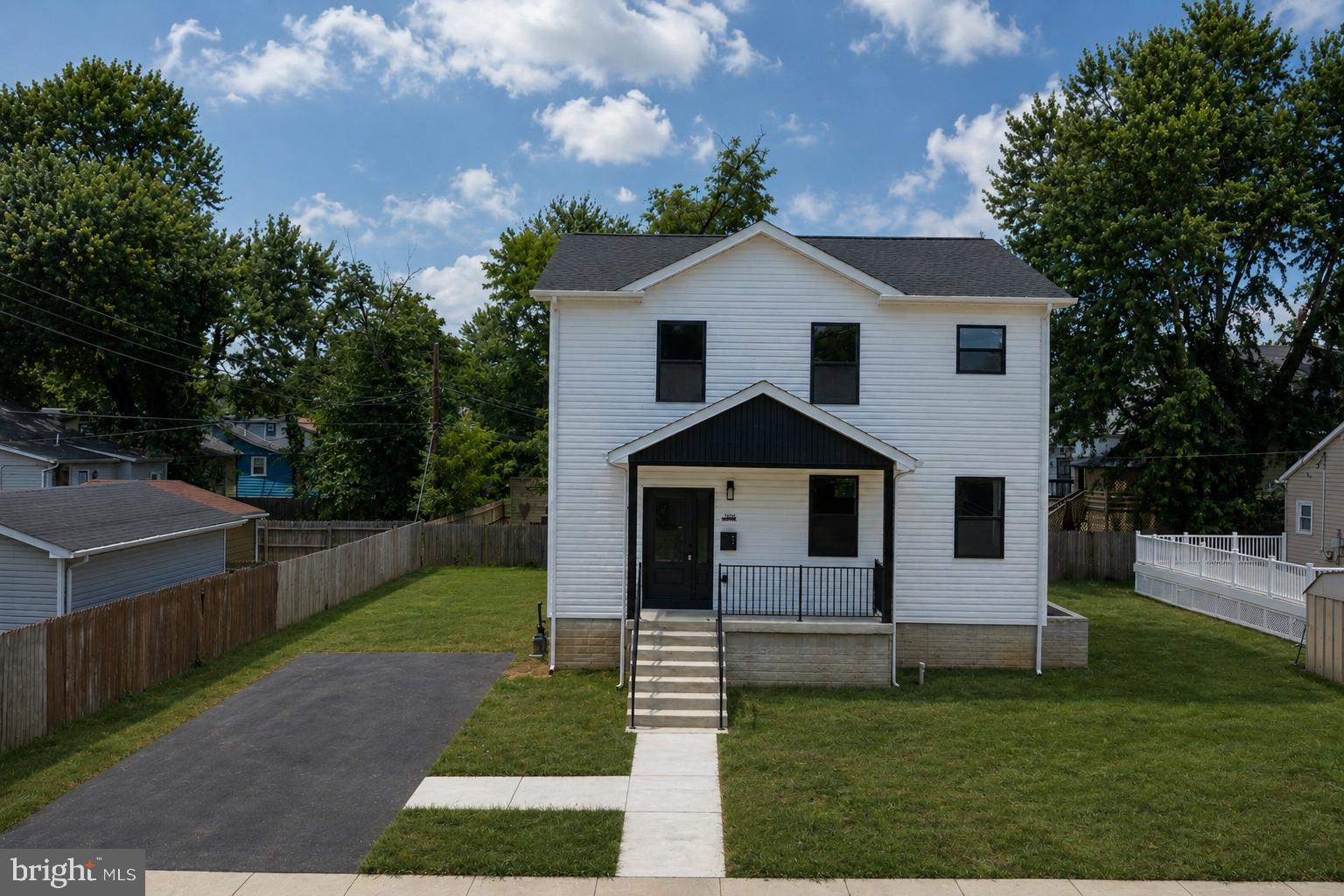 HOWARD PARK - Residential