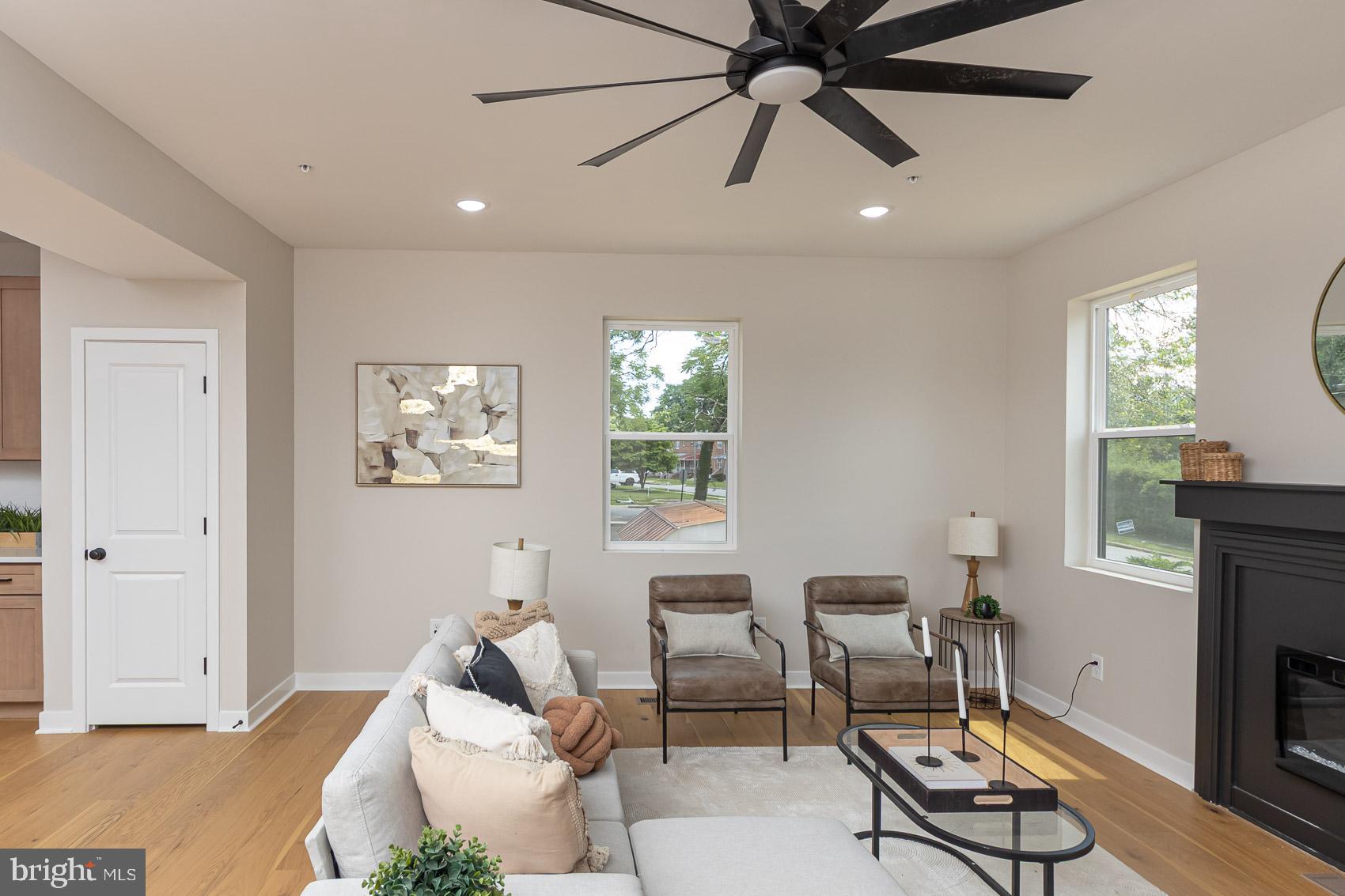 HOWARD PARK - Residential