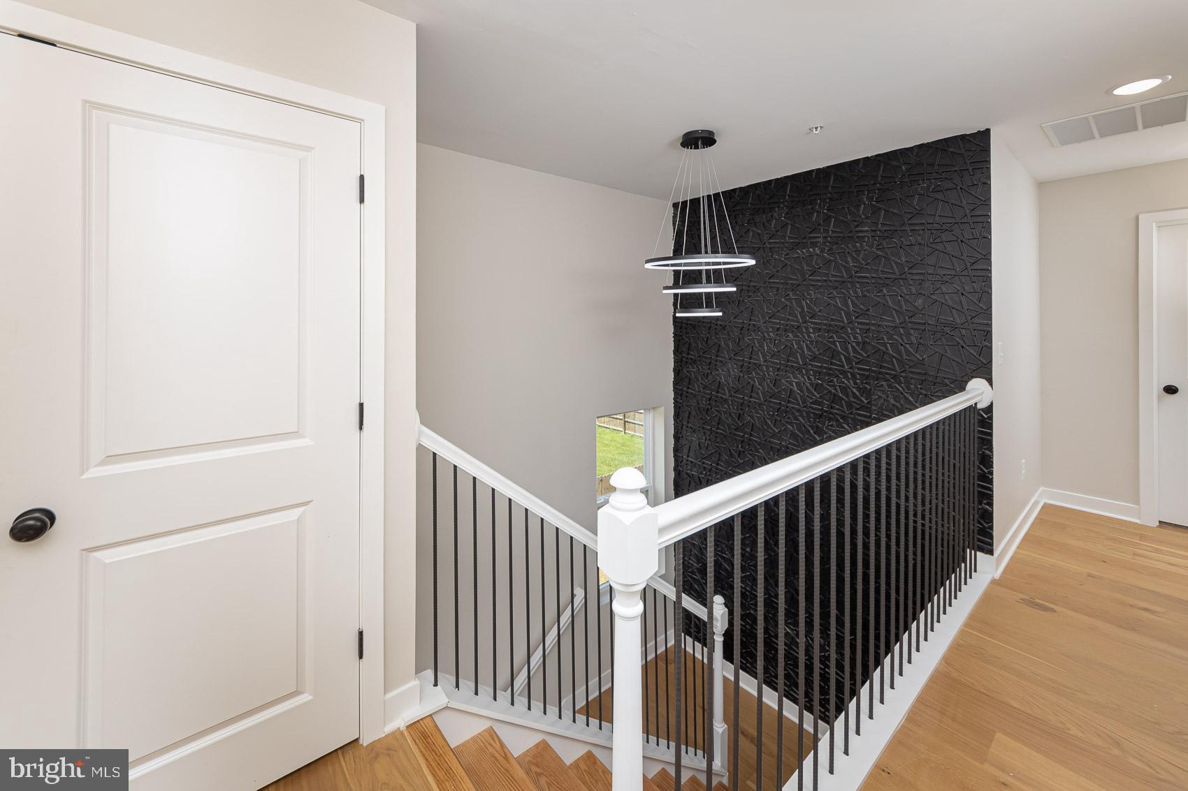 HOWARD PARK - Residential