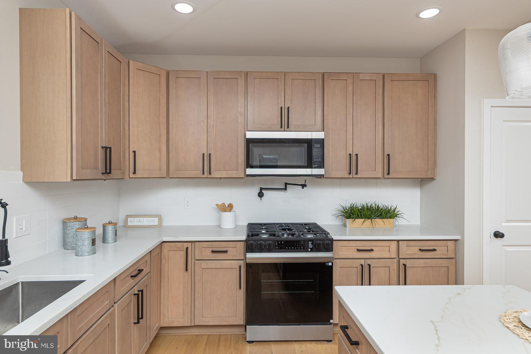 HOWARD PARK - Residential
