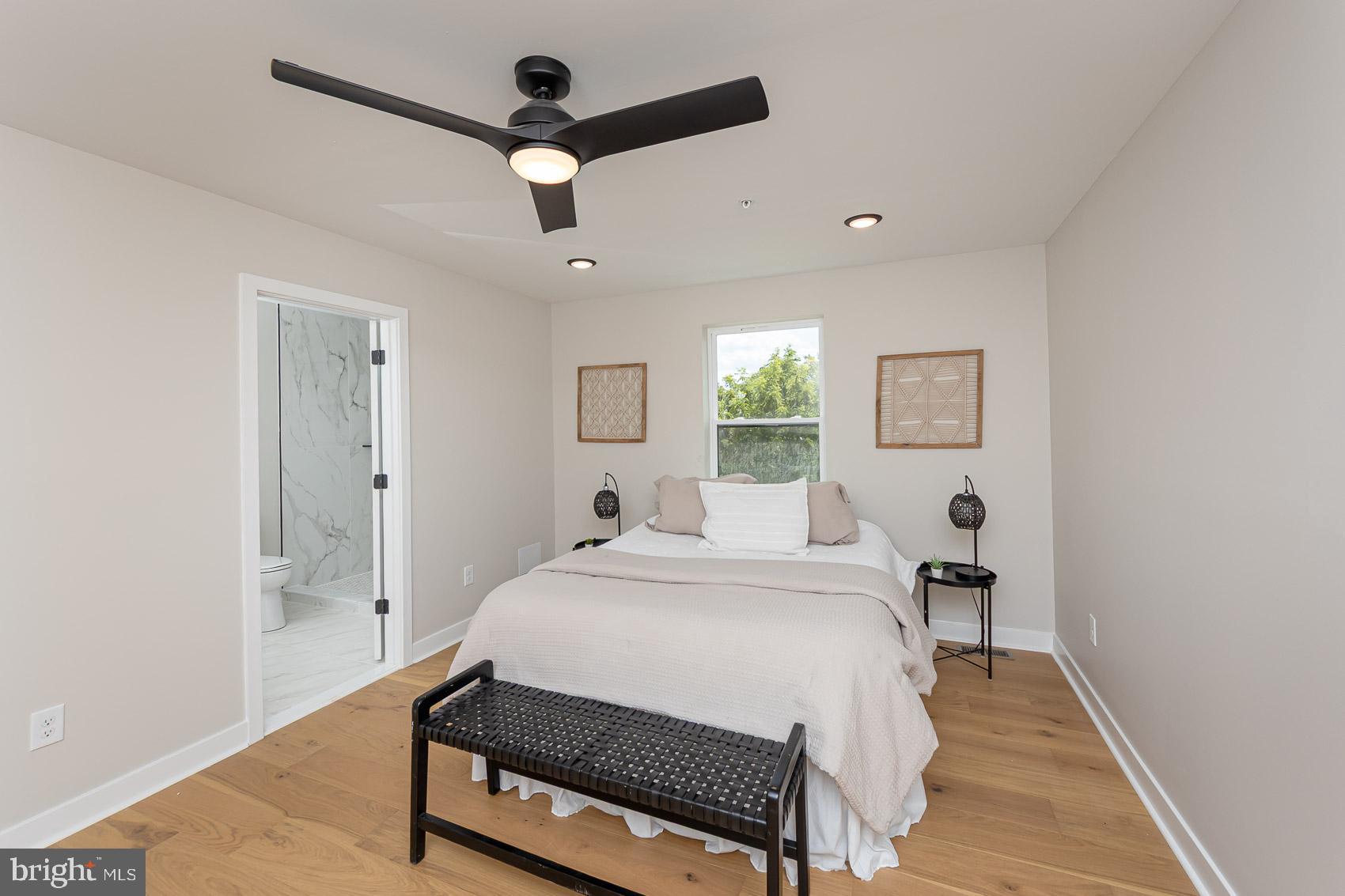 HOWARD PARK - Residential