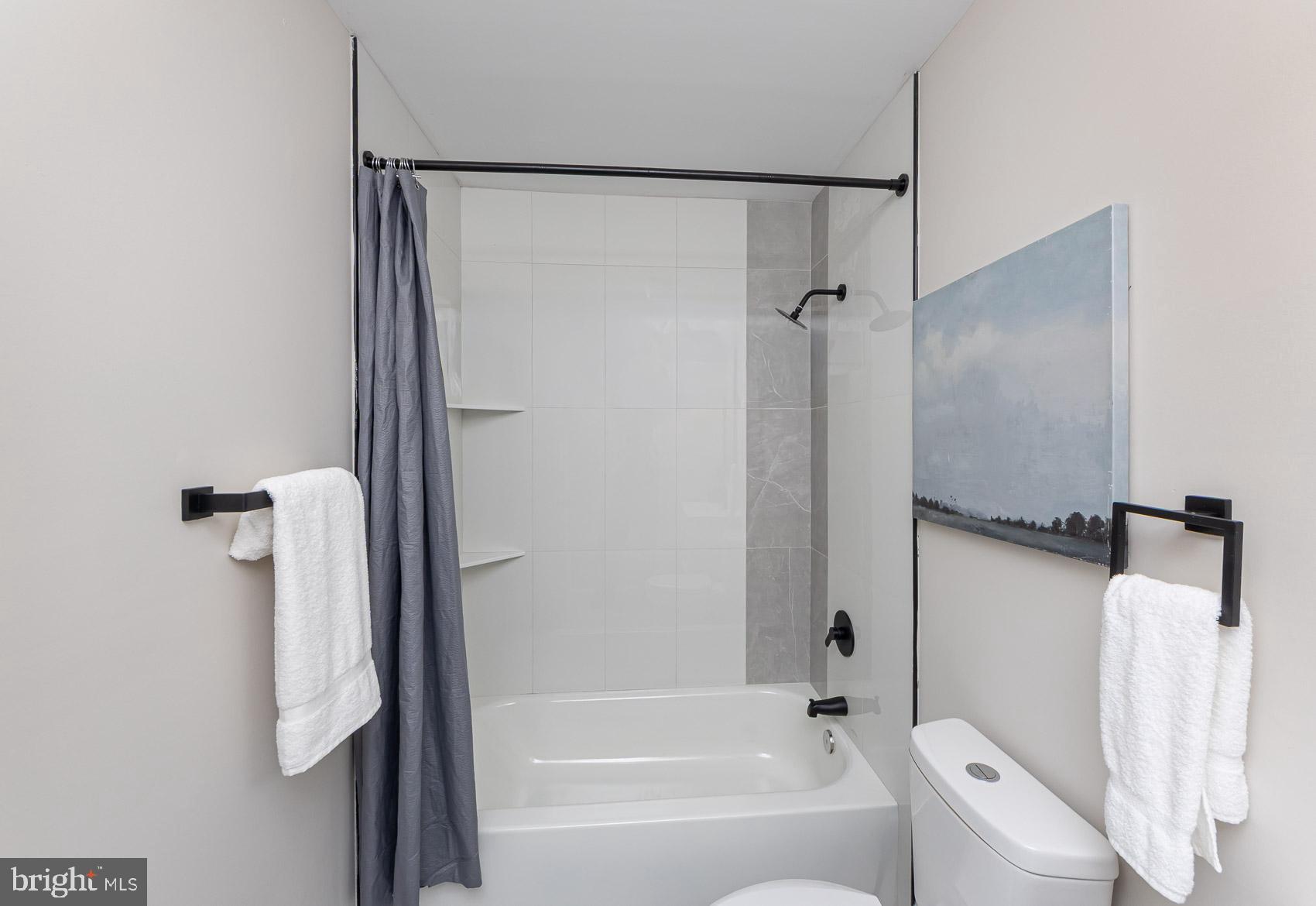 HOWARD PARK - Residential
