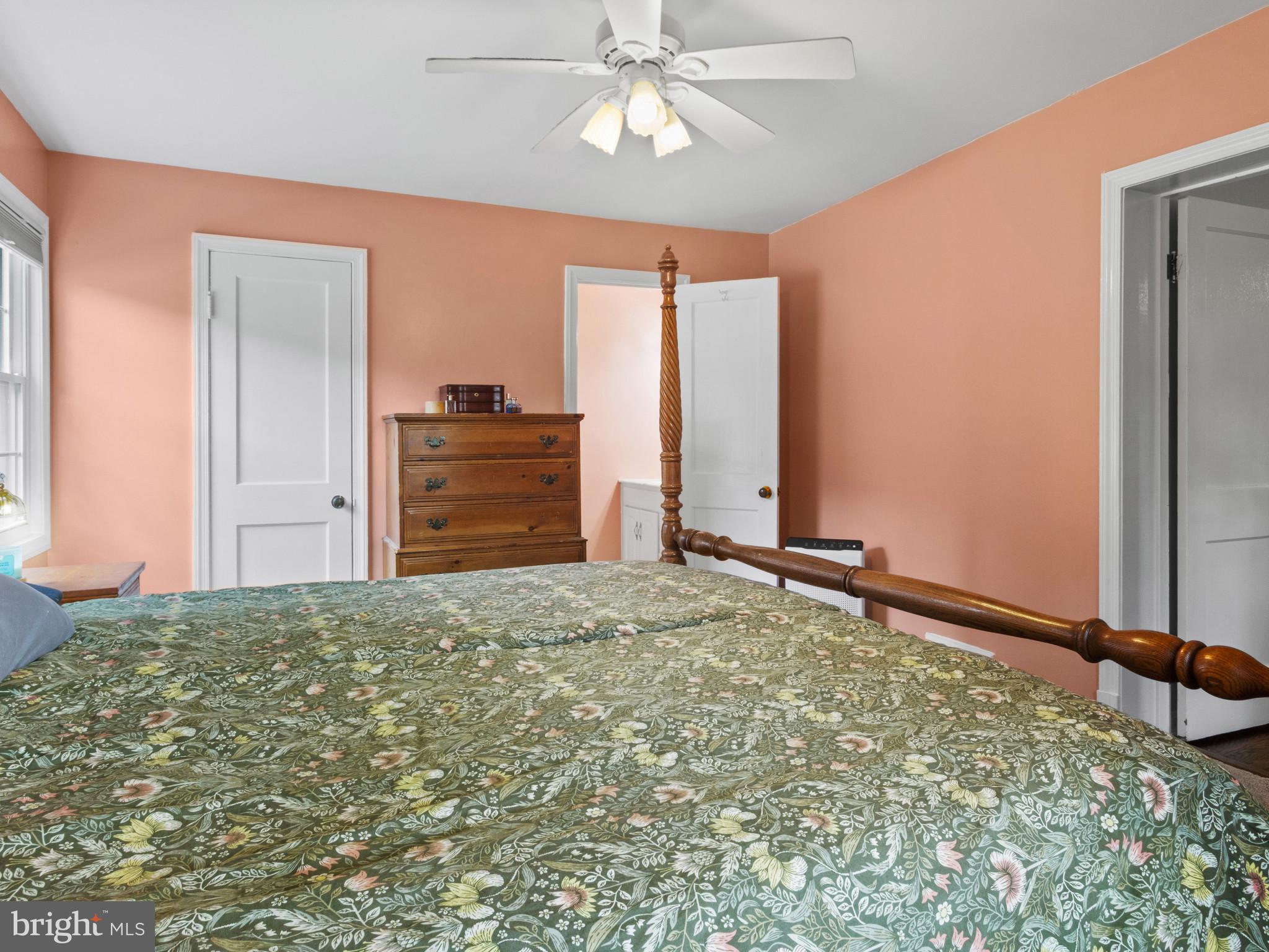 SOUTHDOWN SHORES - Residential