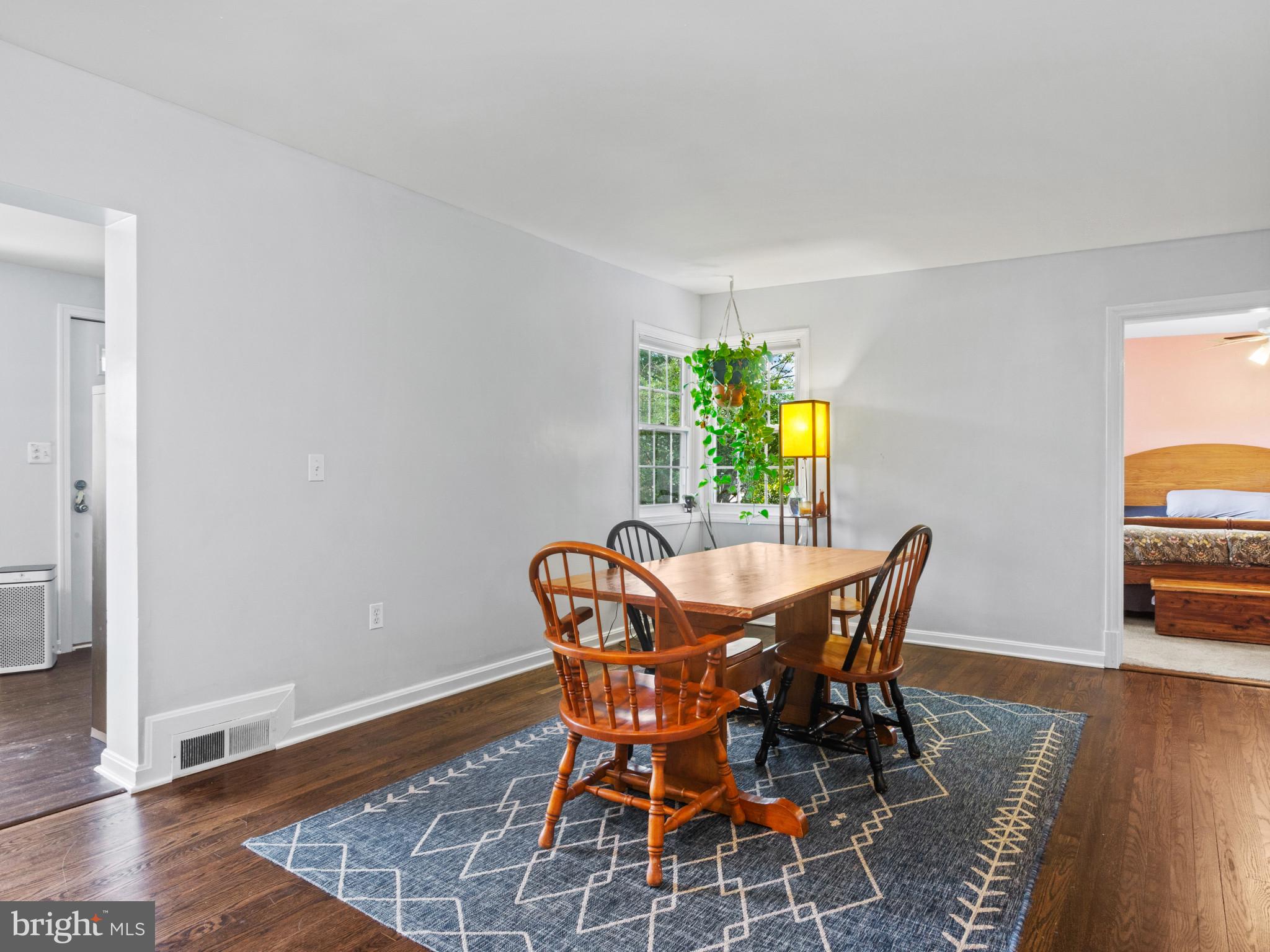 SOUTHDOWN SHORES - Residential