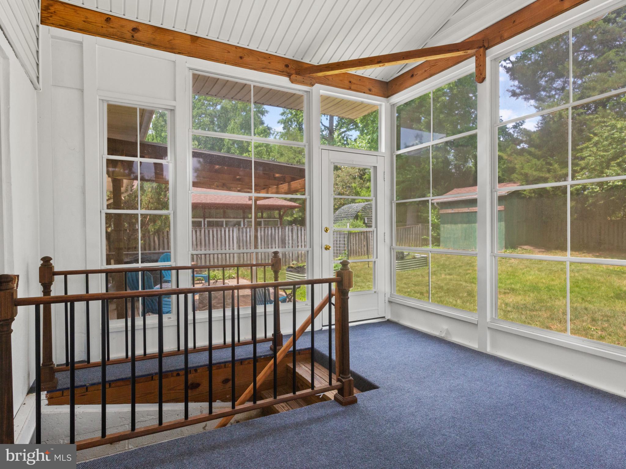 SOUTHDOWN SHORES - Residential