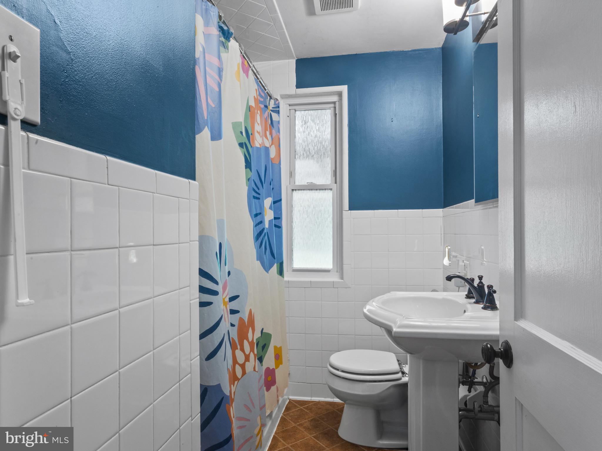 SOUTHDOWN SHORES - Residential