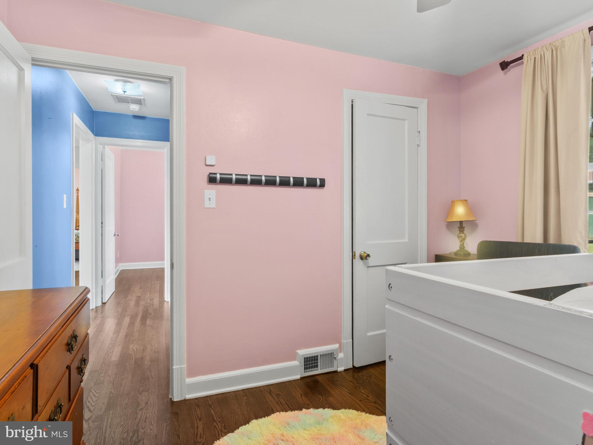 SOUTHDOWN SHORES - Residential