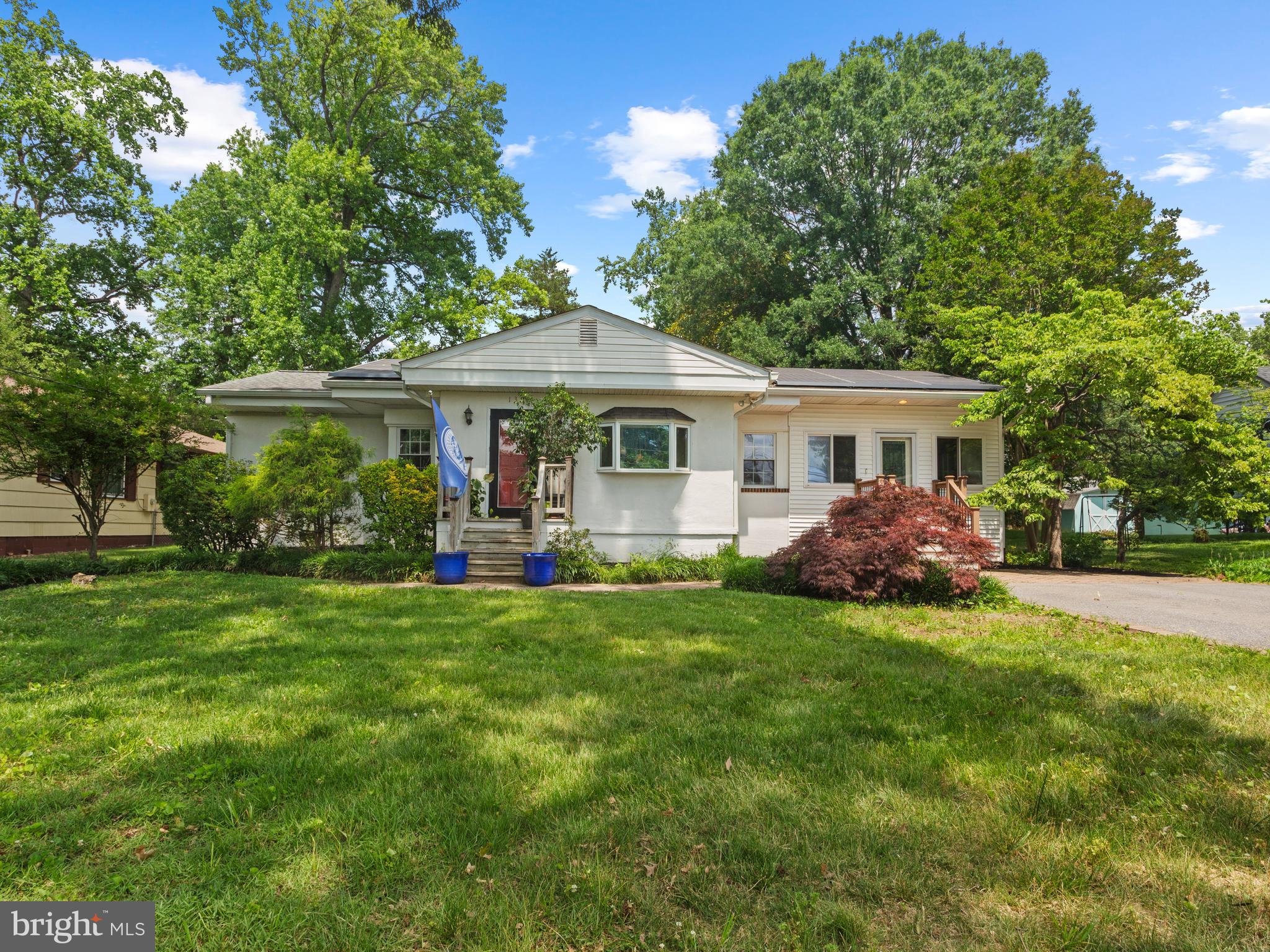 SOUTHDOWN SHORES - Residential