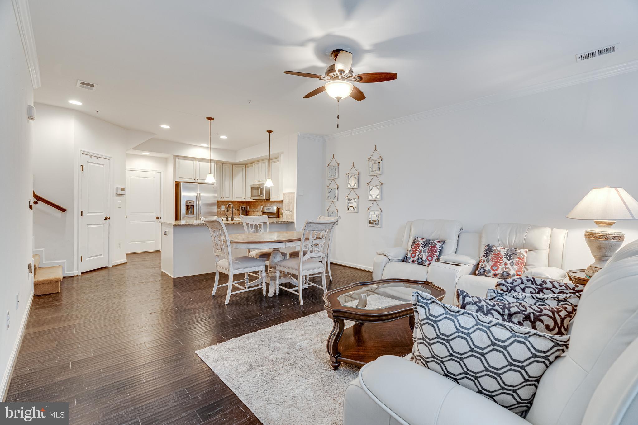 LOUDOUN CROSSING CONDOMINIUM - Residential