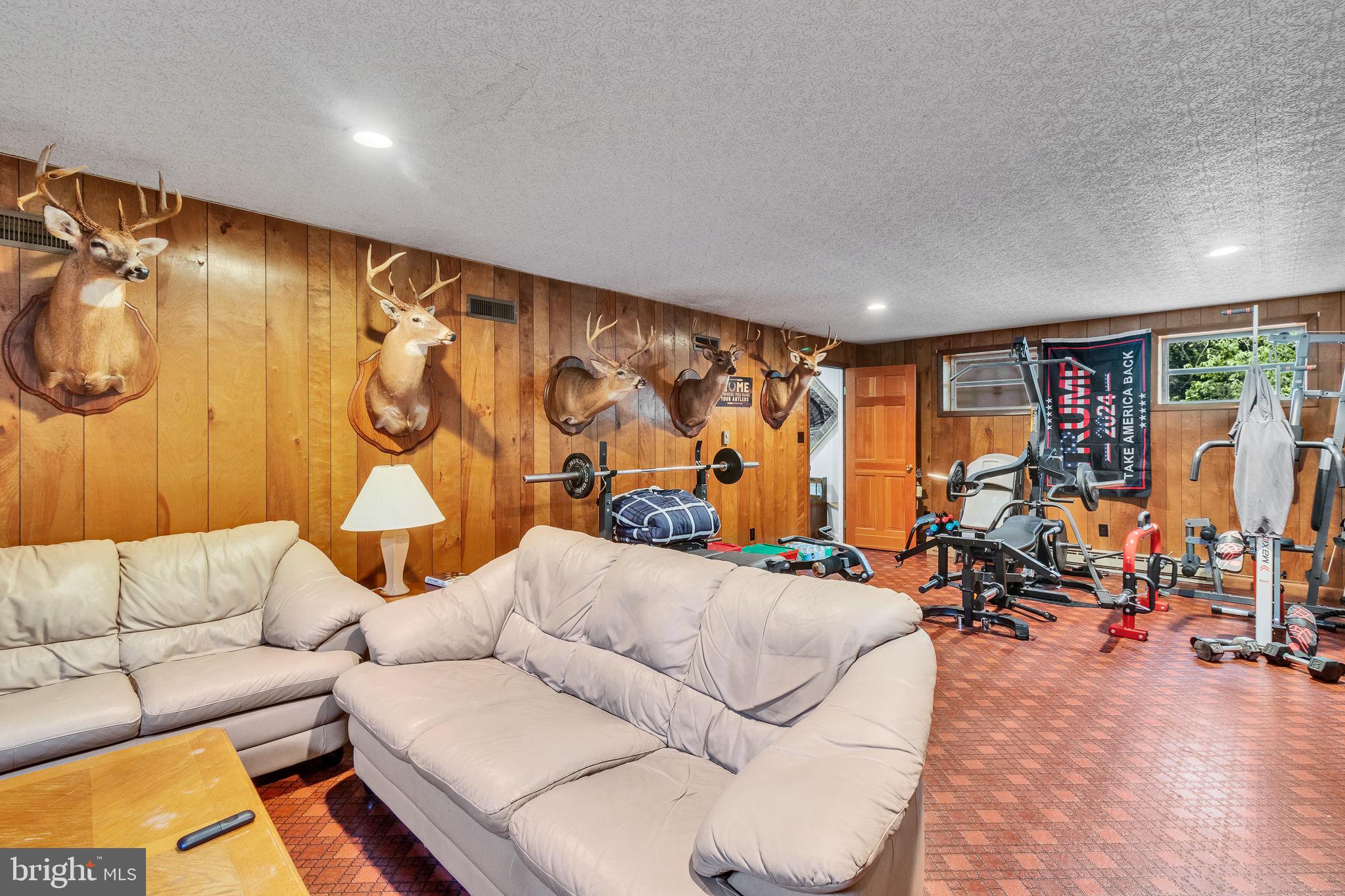 HEATHSVILLE - Residential