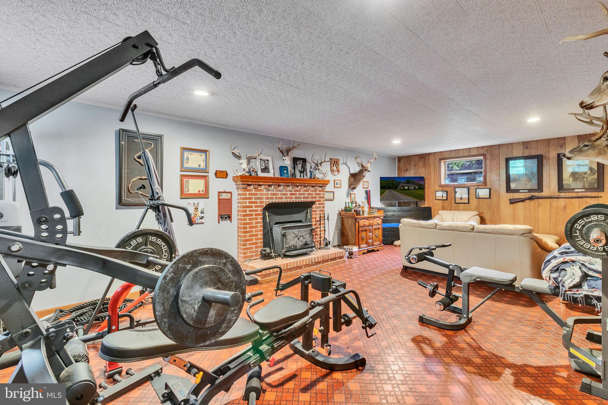 HEATHSVILLE - Residential