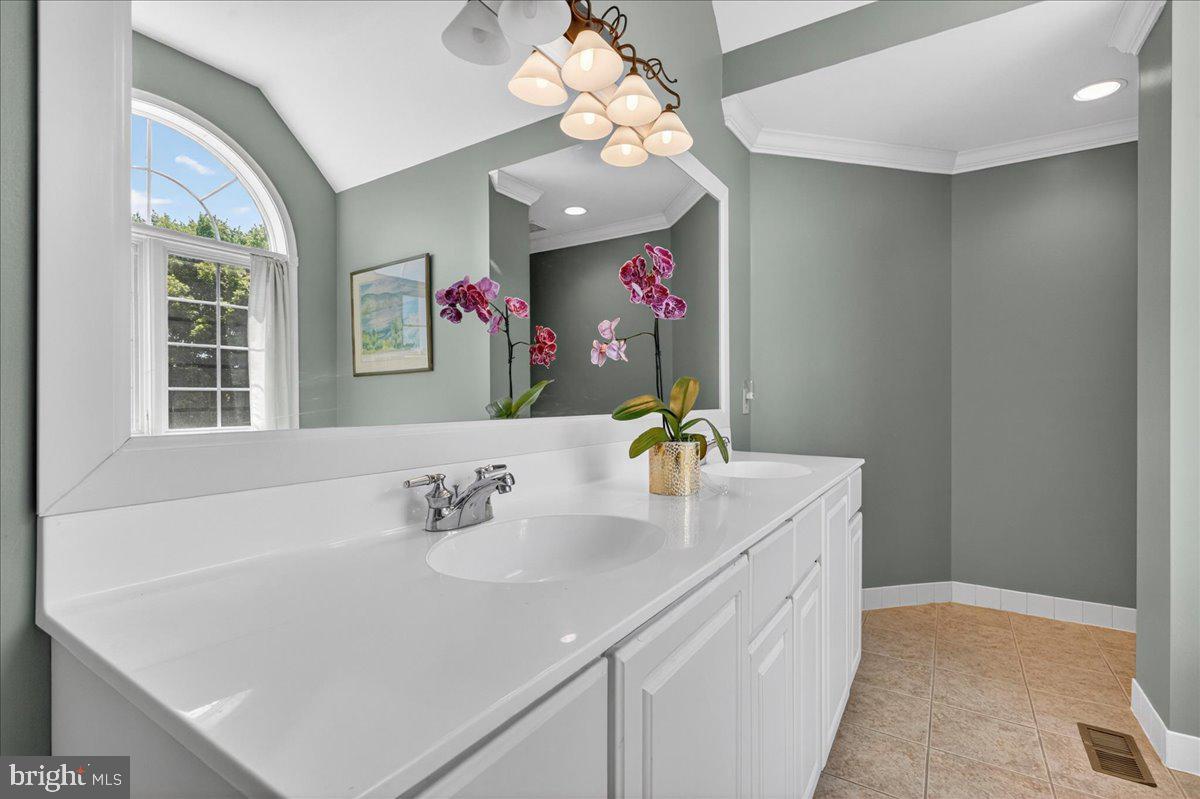 WEATHERSTONE - Residential