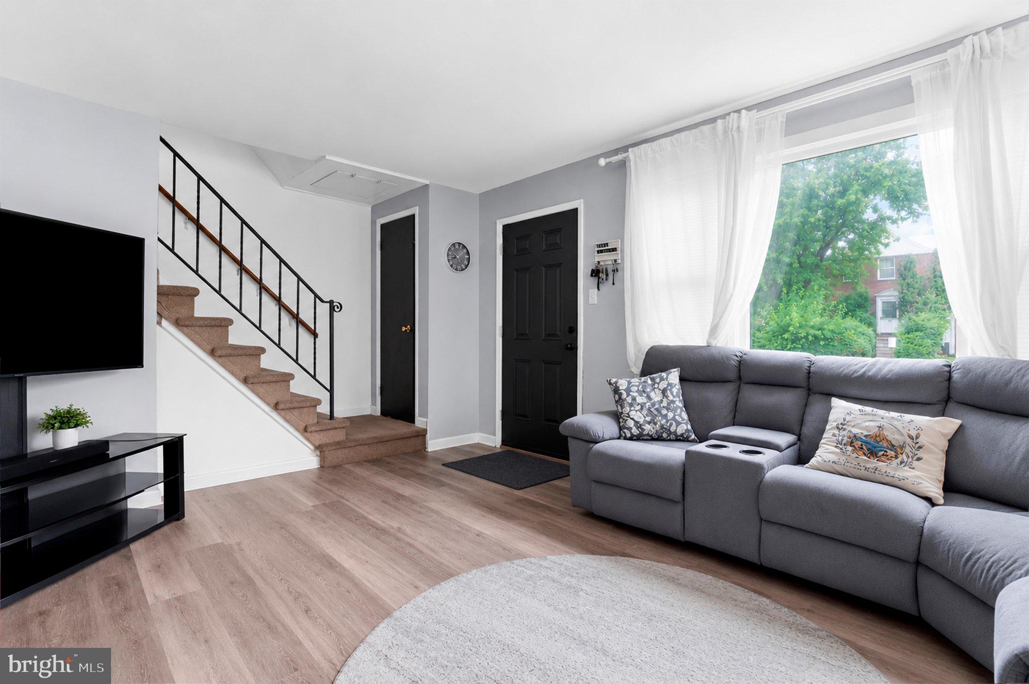 BEVERLY HILLS - Residential