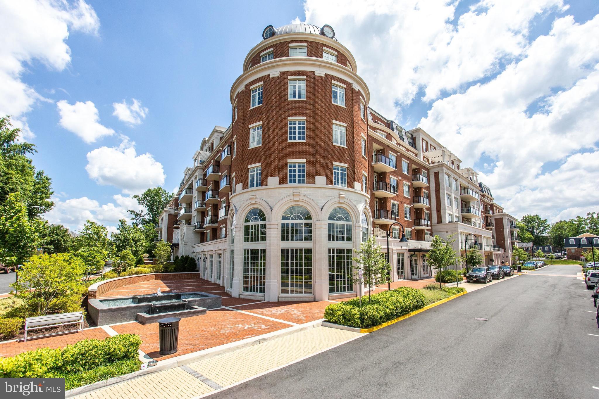 THE SIGNET - Residential