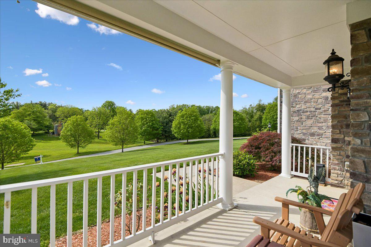 LAKESIDE FARMS - Residential