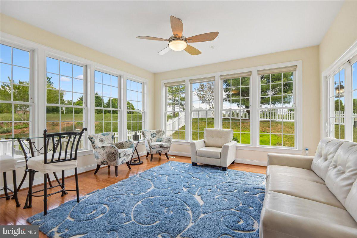 LAKESIDE FARMS - Residential