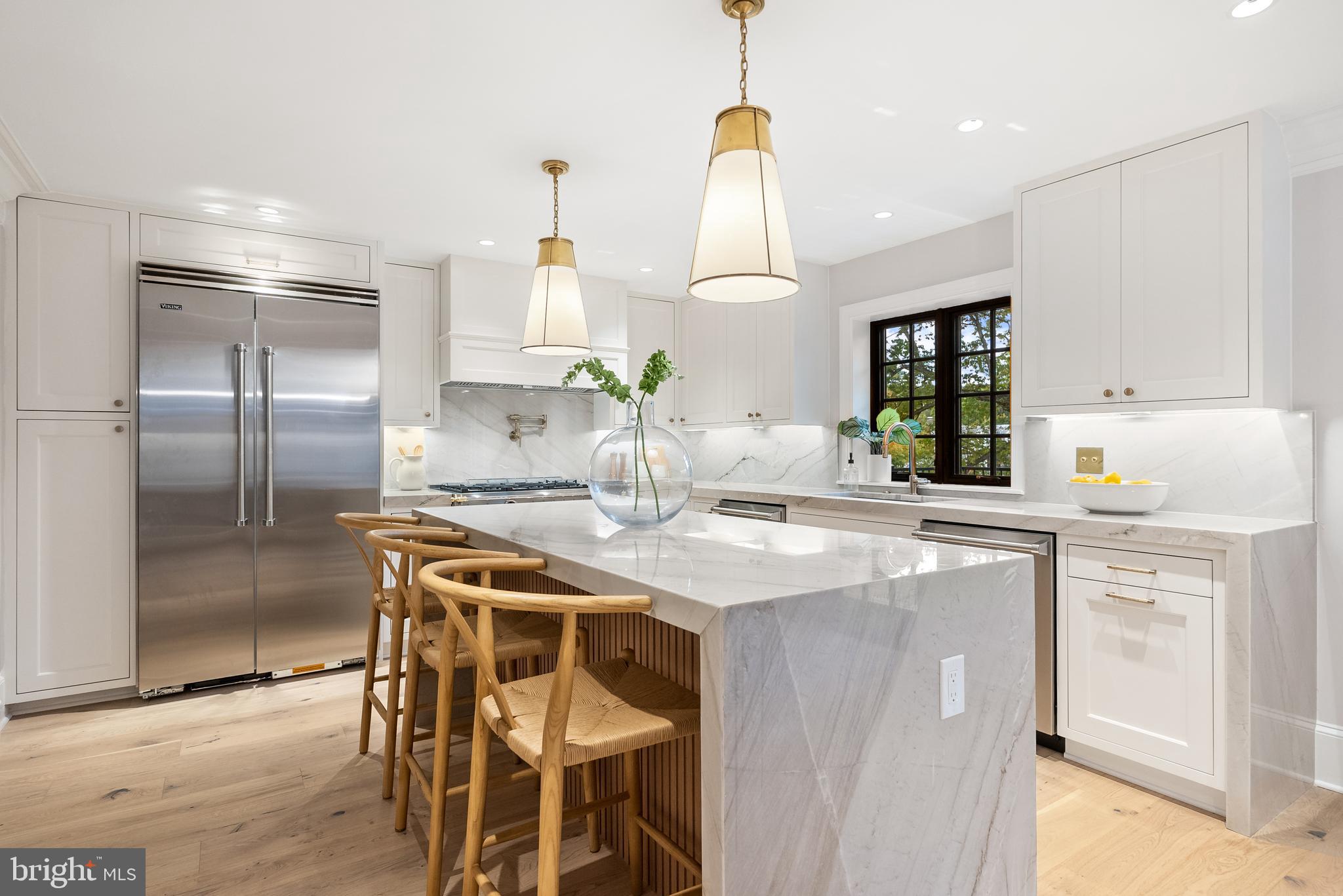 SPRING VALLEY - Residential