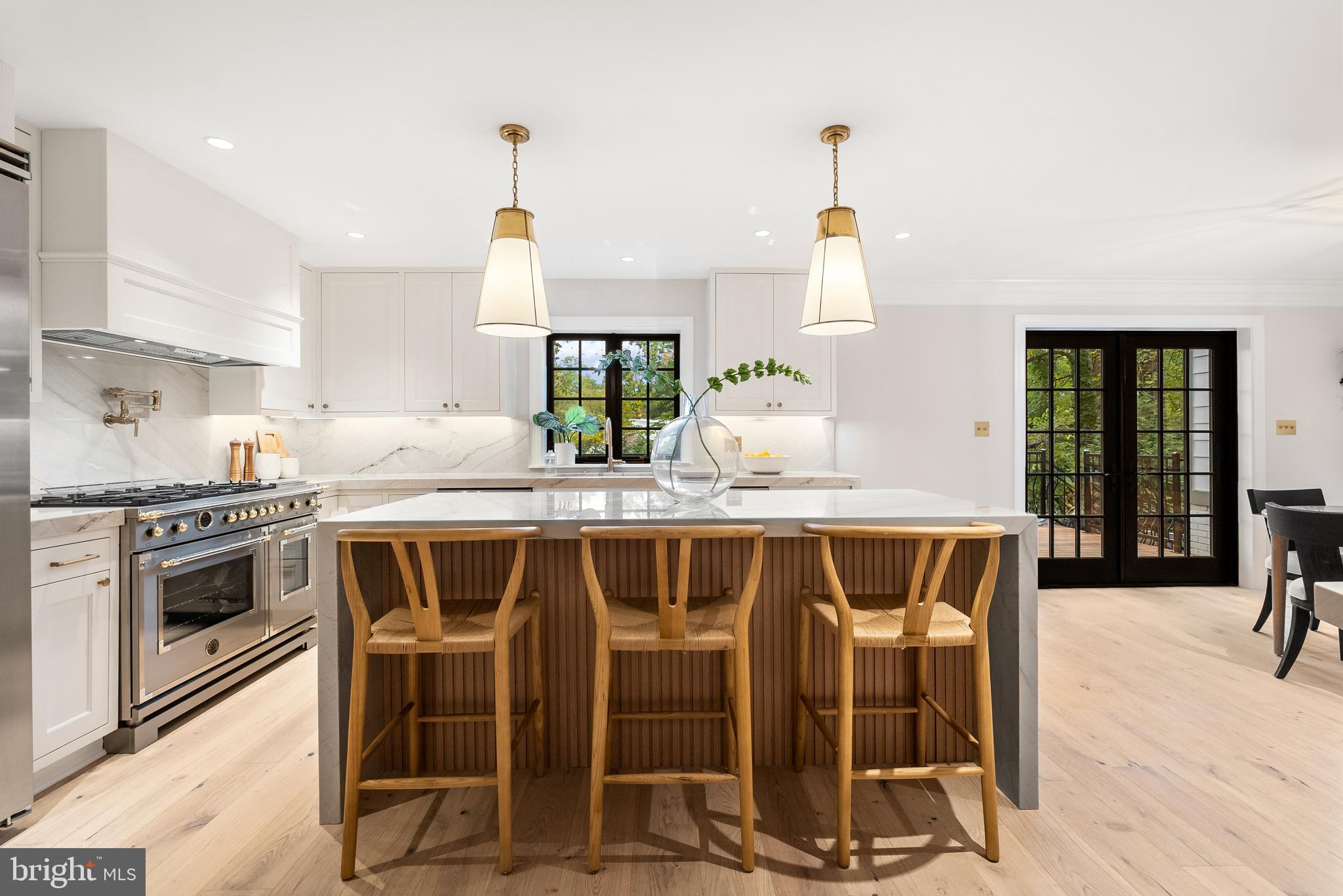 SPRING VALLEY - Residential