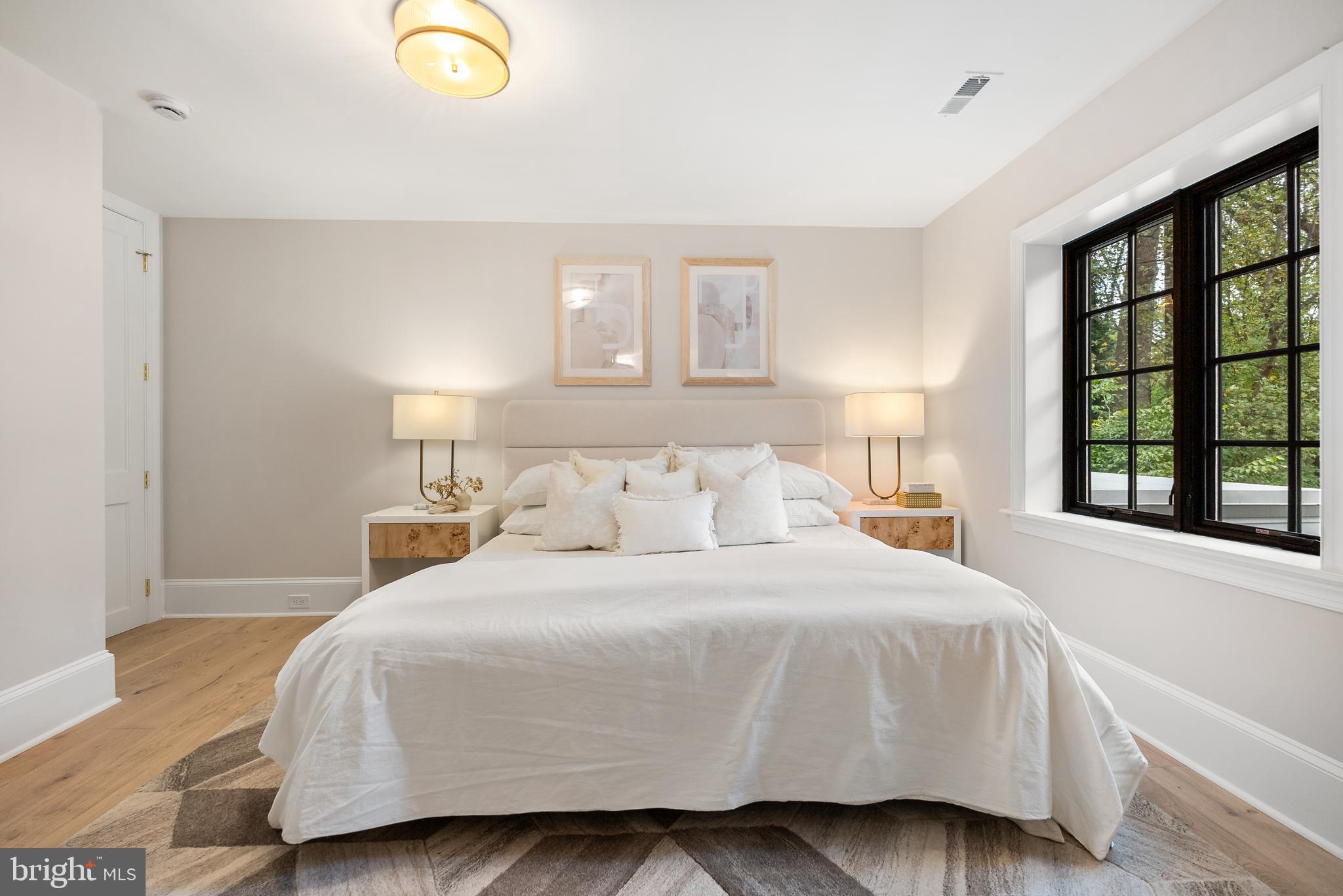SPRING VALLEY - Residential