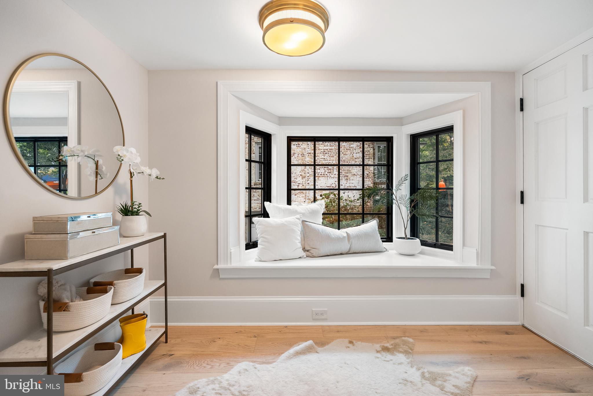 SPRING VALLEY - Residential