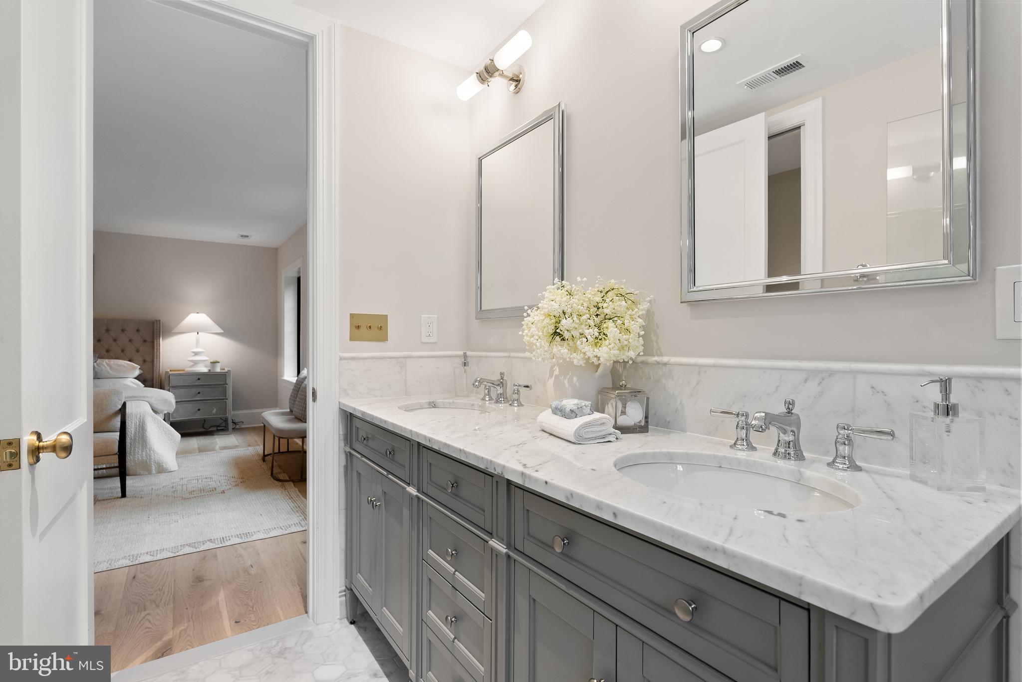 SPRING VALLEY - Residential