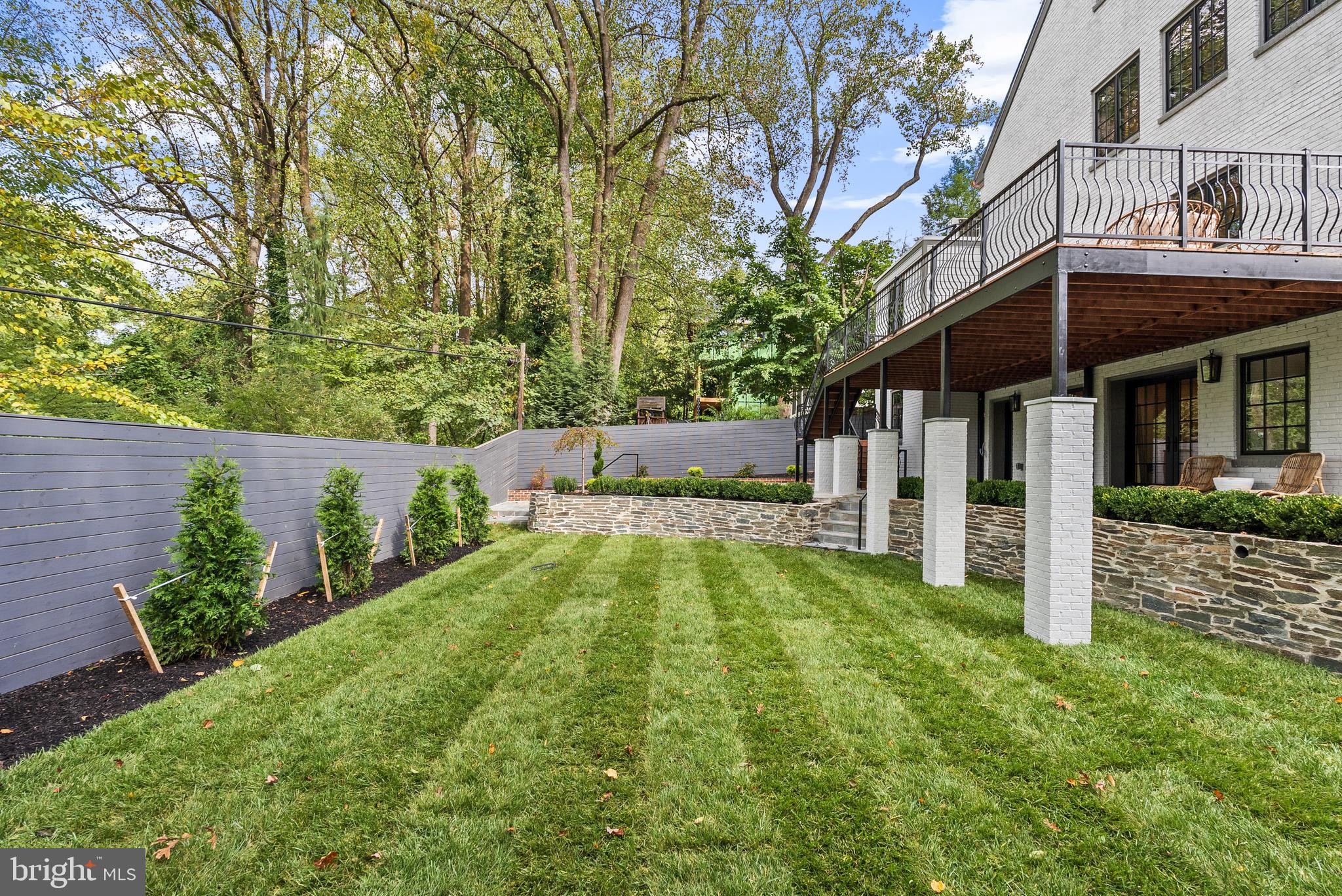 SPRING VALLEY - Residential