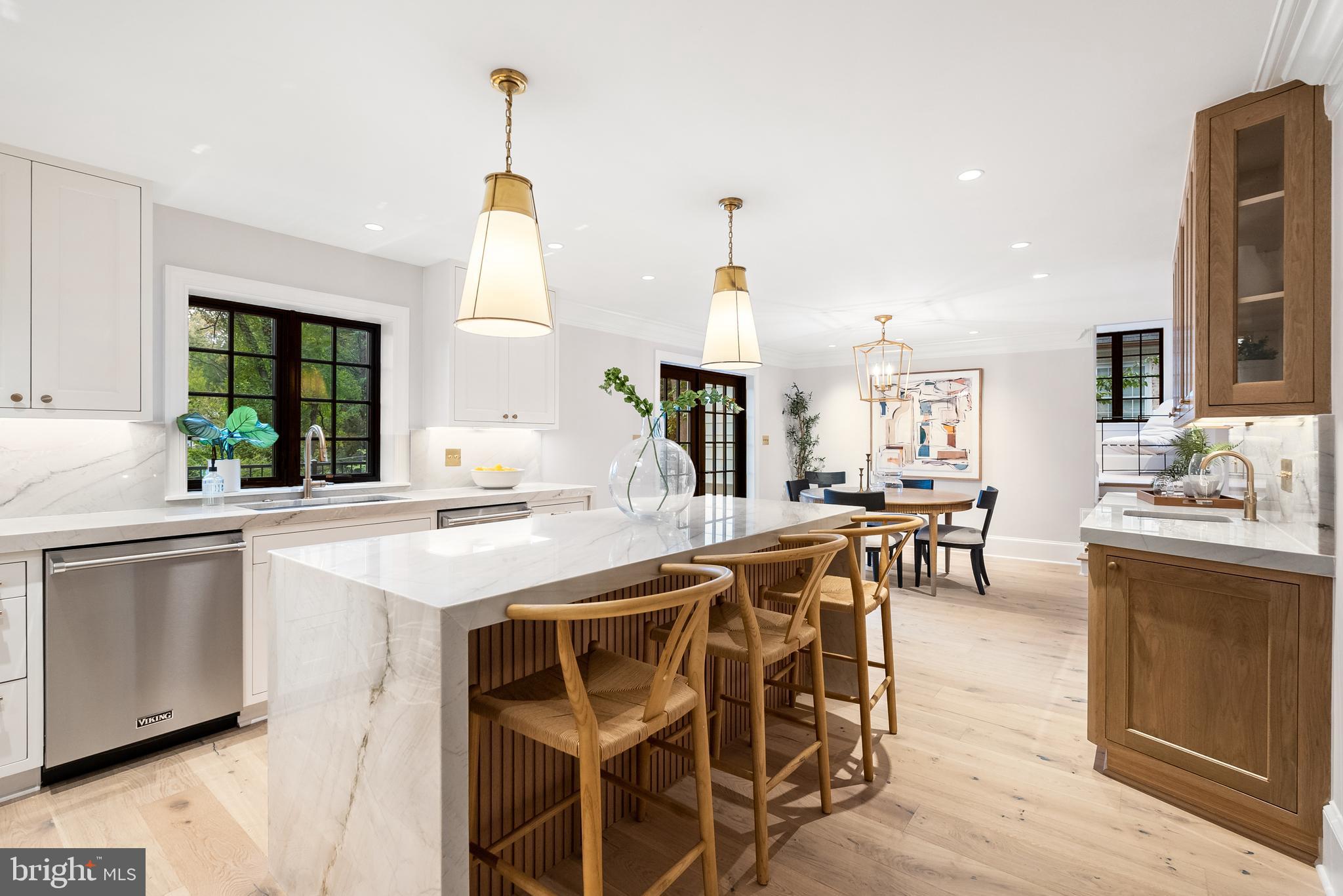 SPRING VALLEY - Residential
