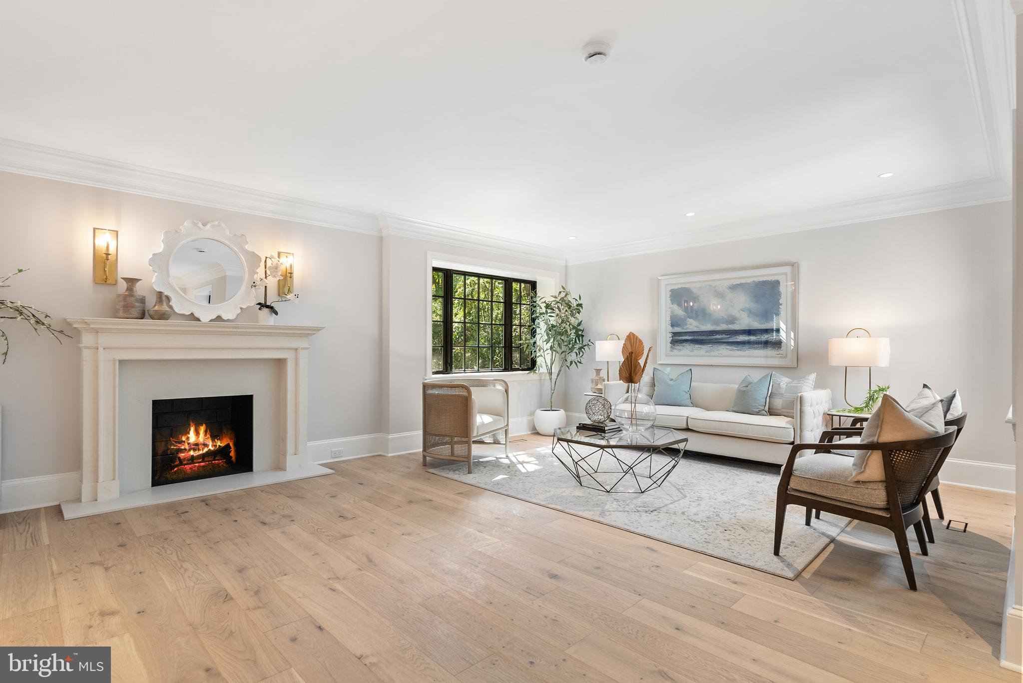 SPRING VALLEY - Residential