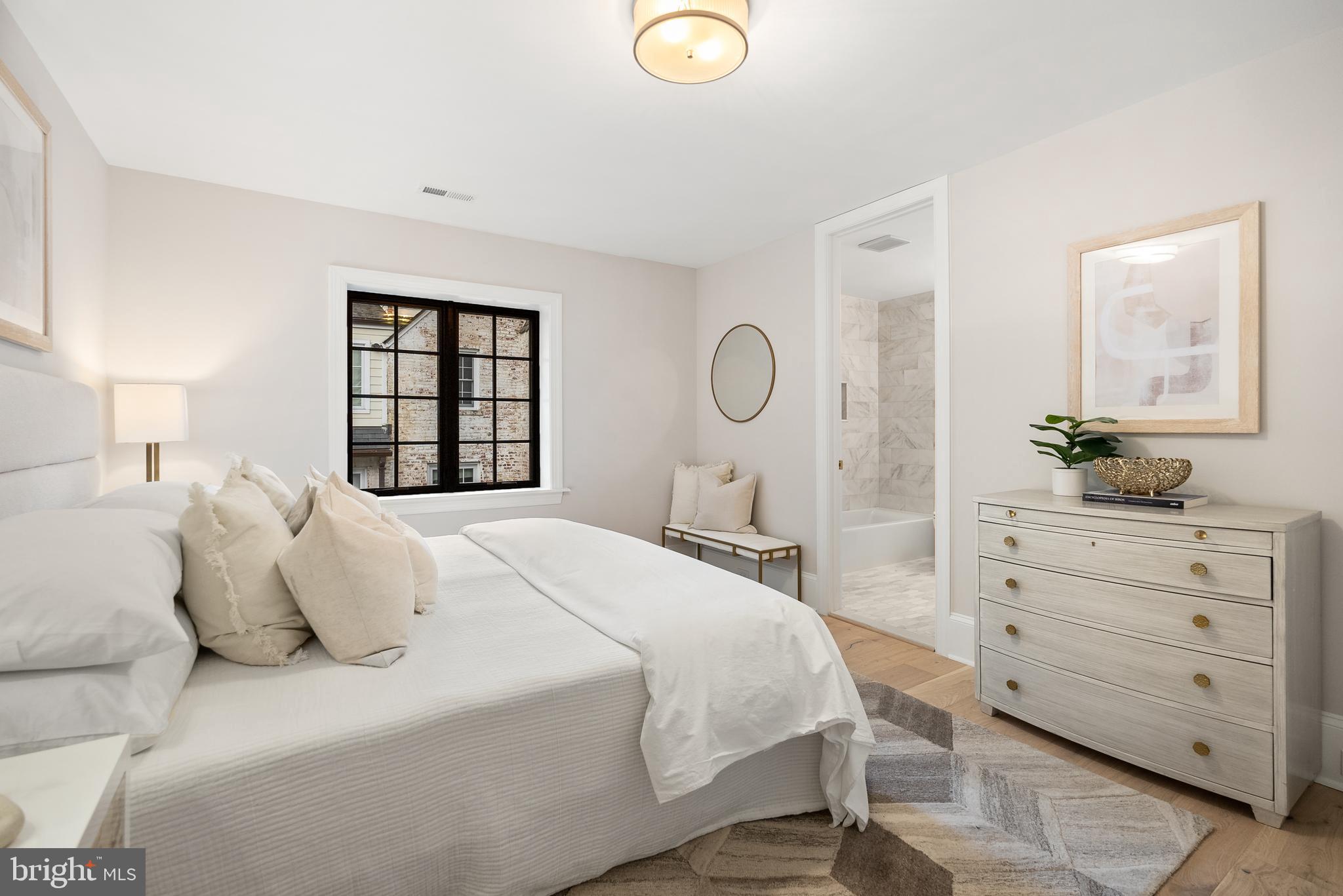 SPRING VALLEY - Residential