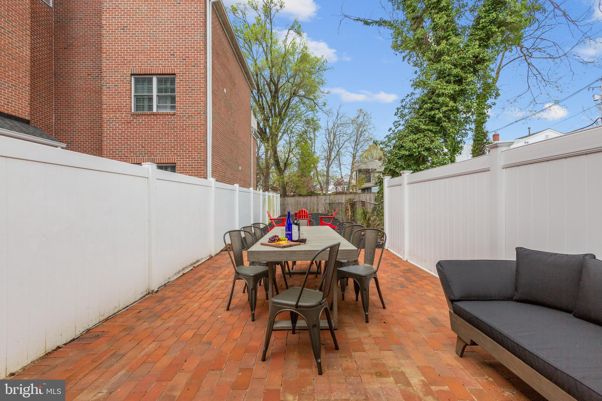 ANNAPOLIS - Commercial Sale
