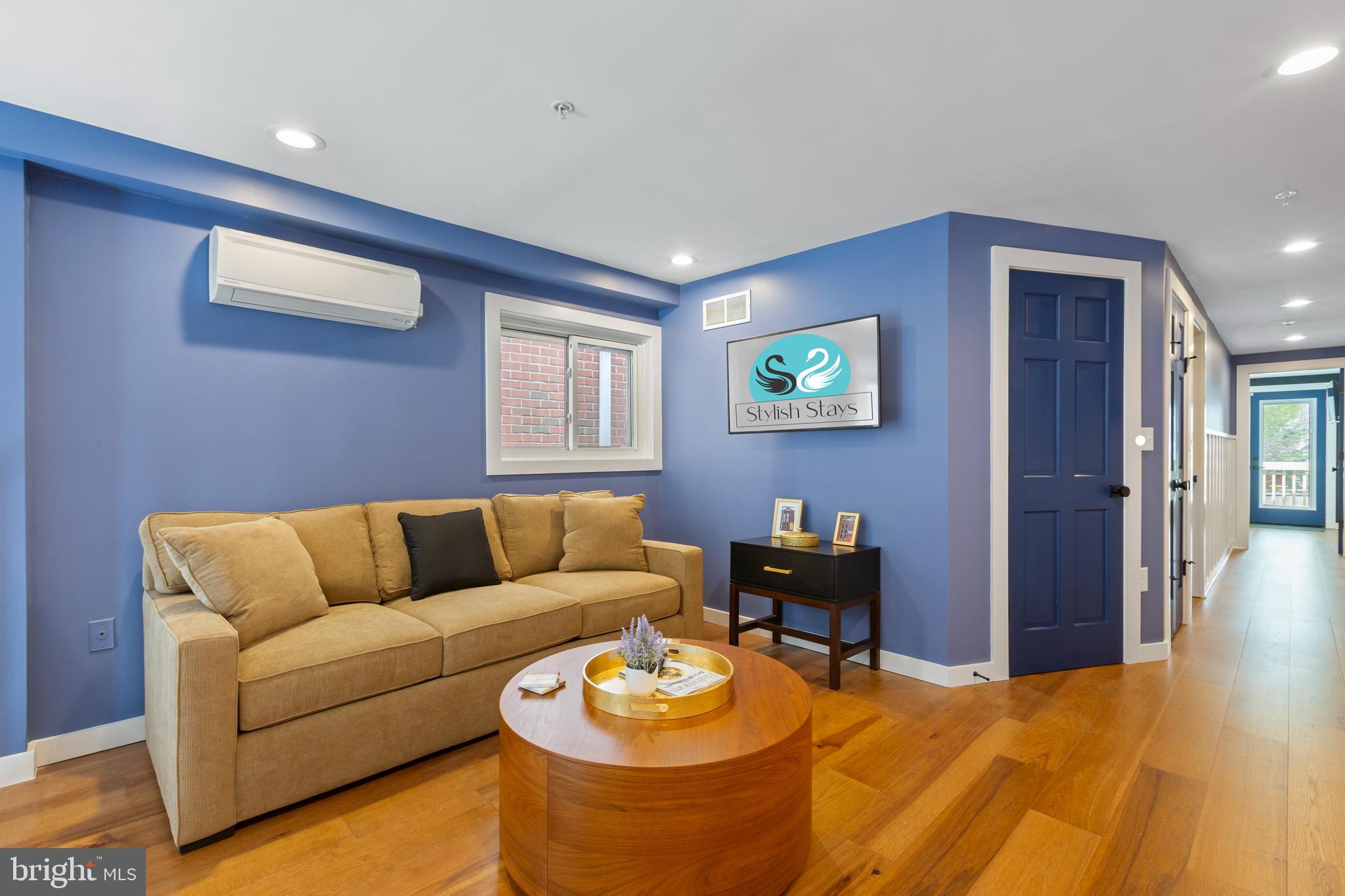 ANNAPOLIS - Commercial Sale