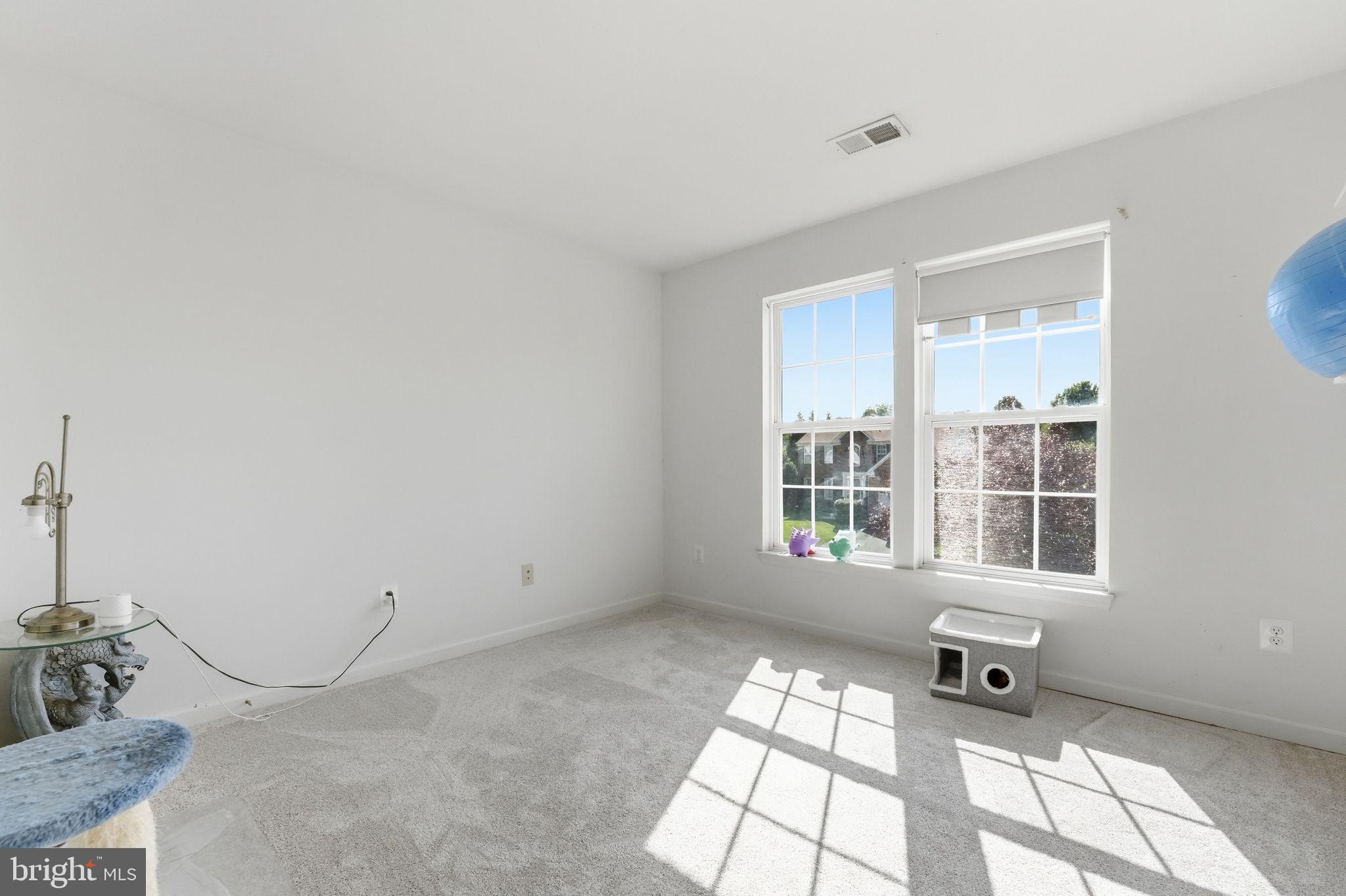 GREEN MEADOWS - Residential