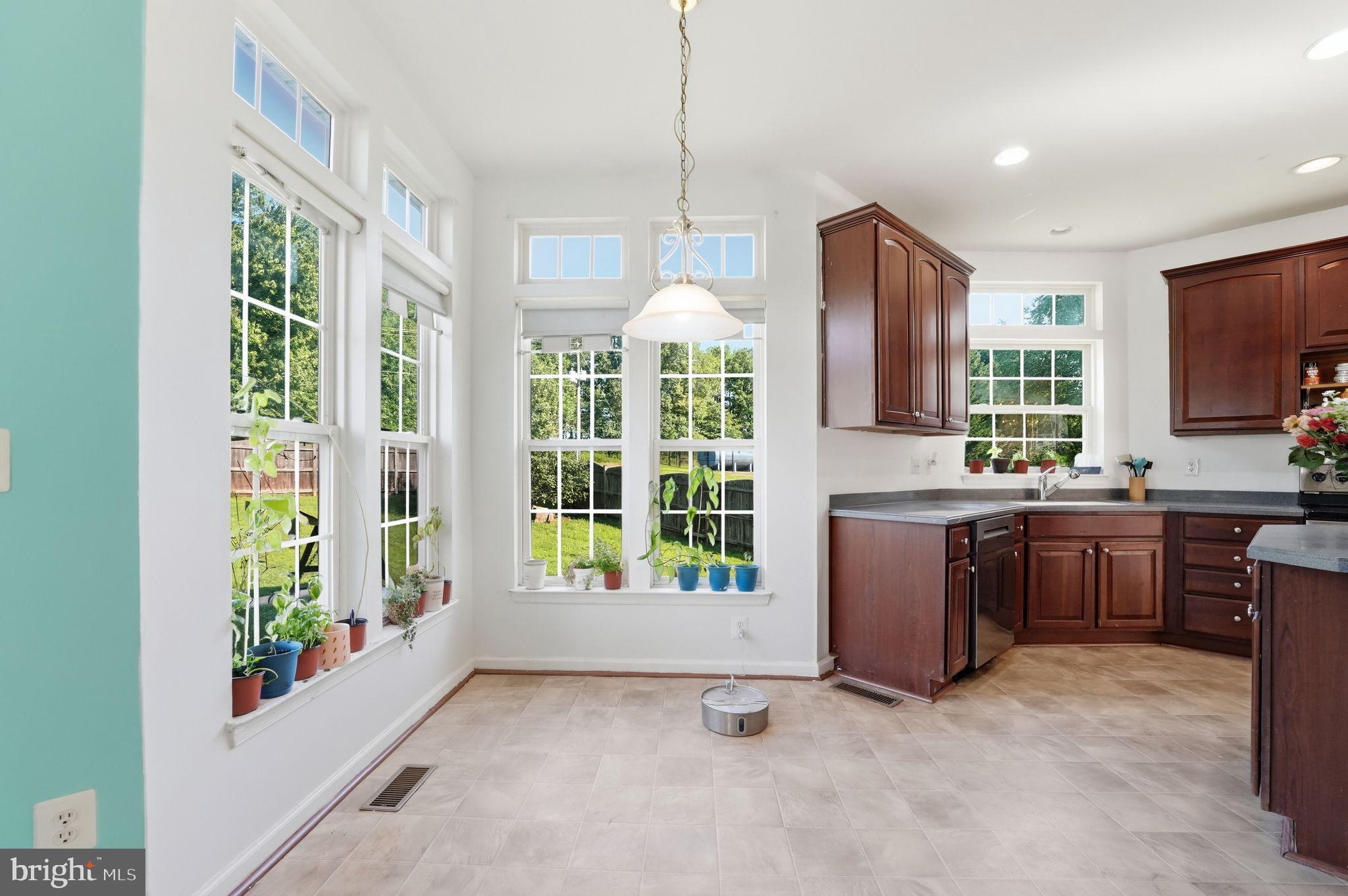 GREEN MEADOWS - Residential