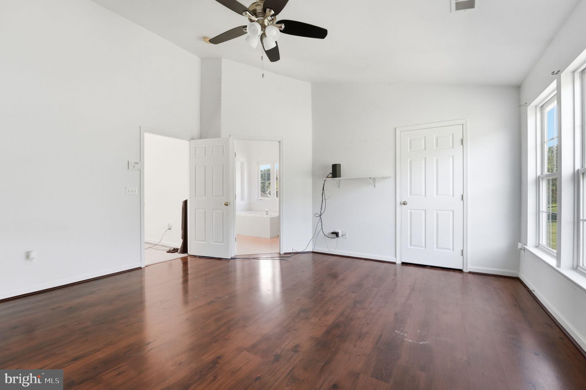 GREEN MEADOWS - Residential