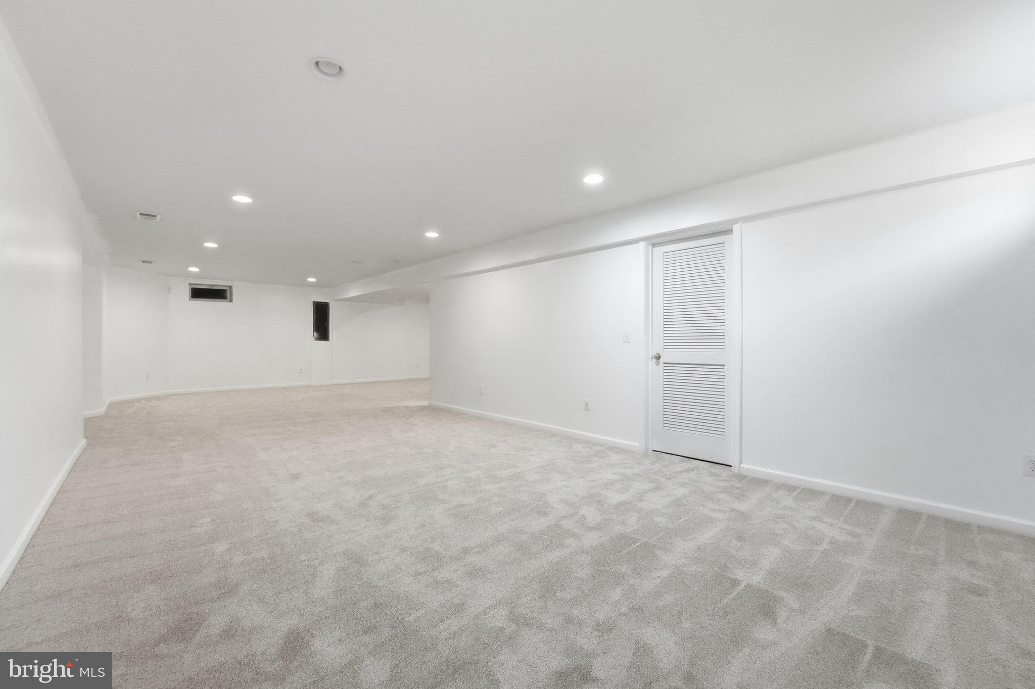 GREEN MEADOWS - Residential