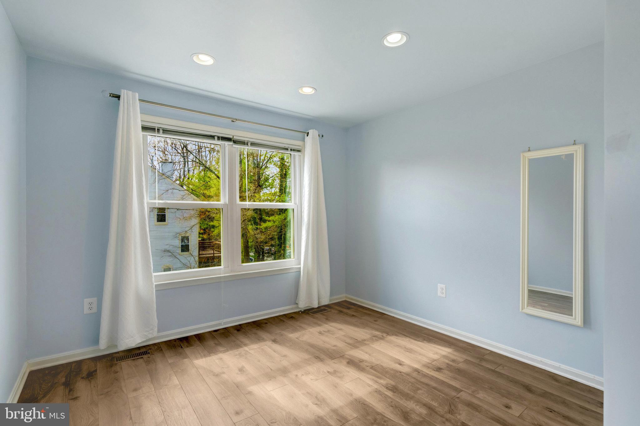KEENE MILL OVERLOOK - Residential Lease