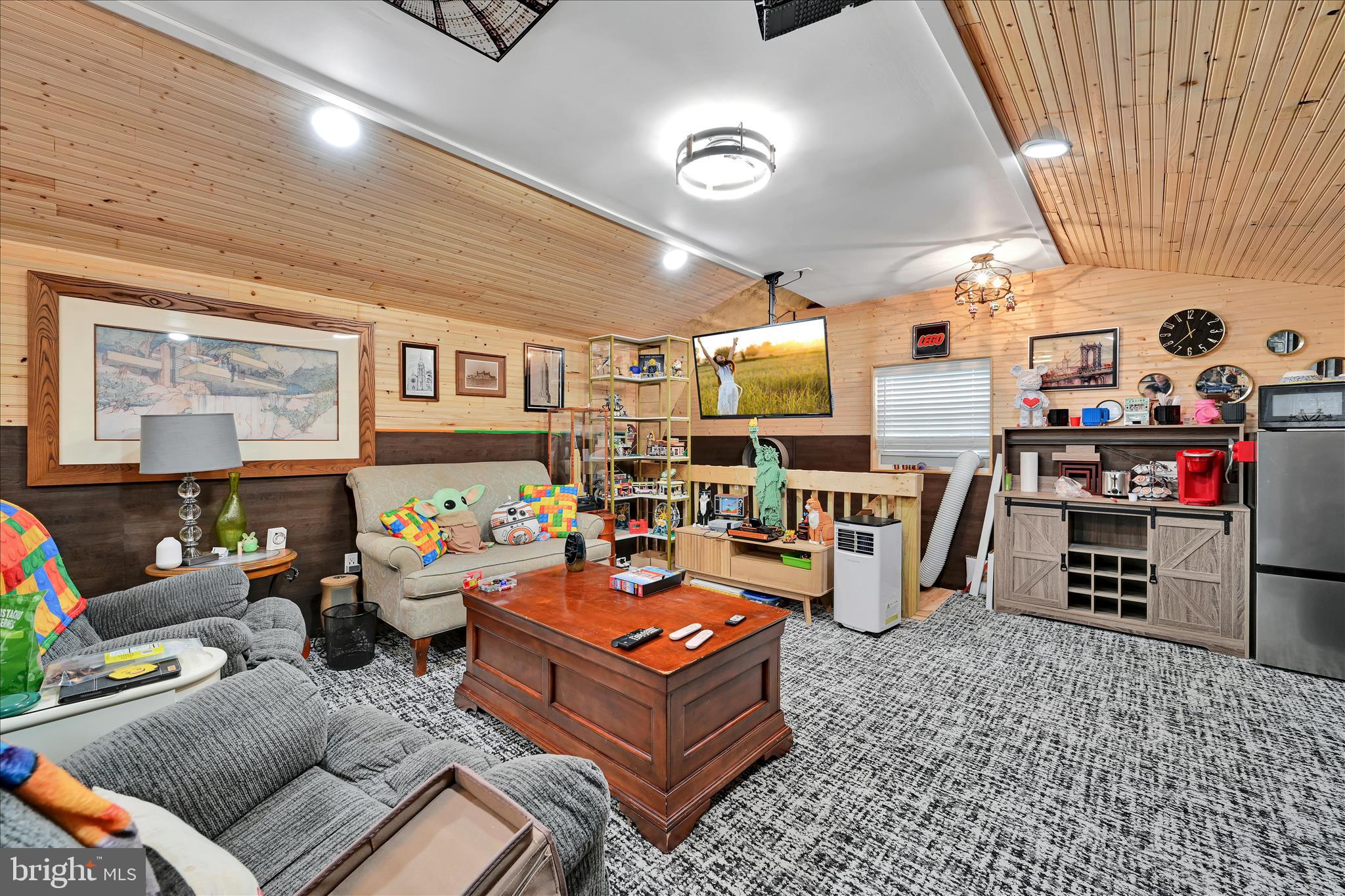 MANHEIM BOROUGH - Residential