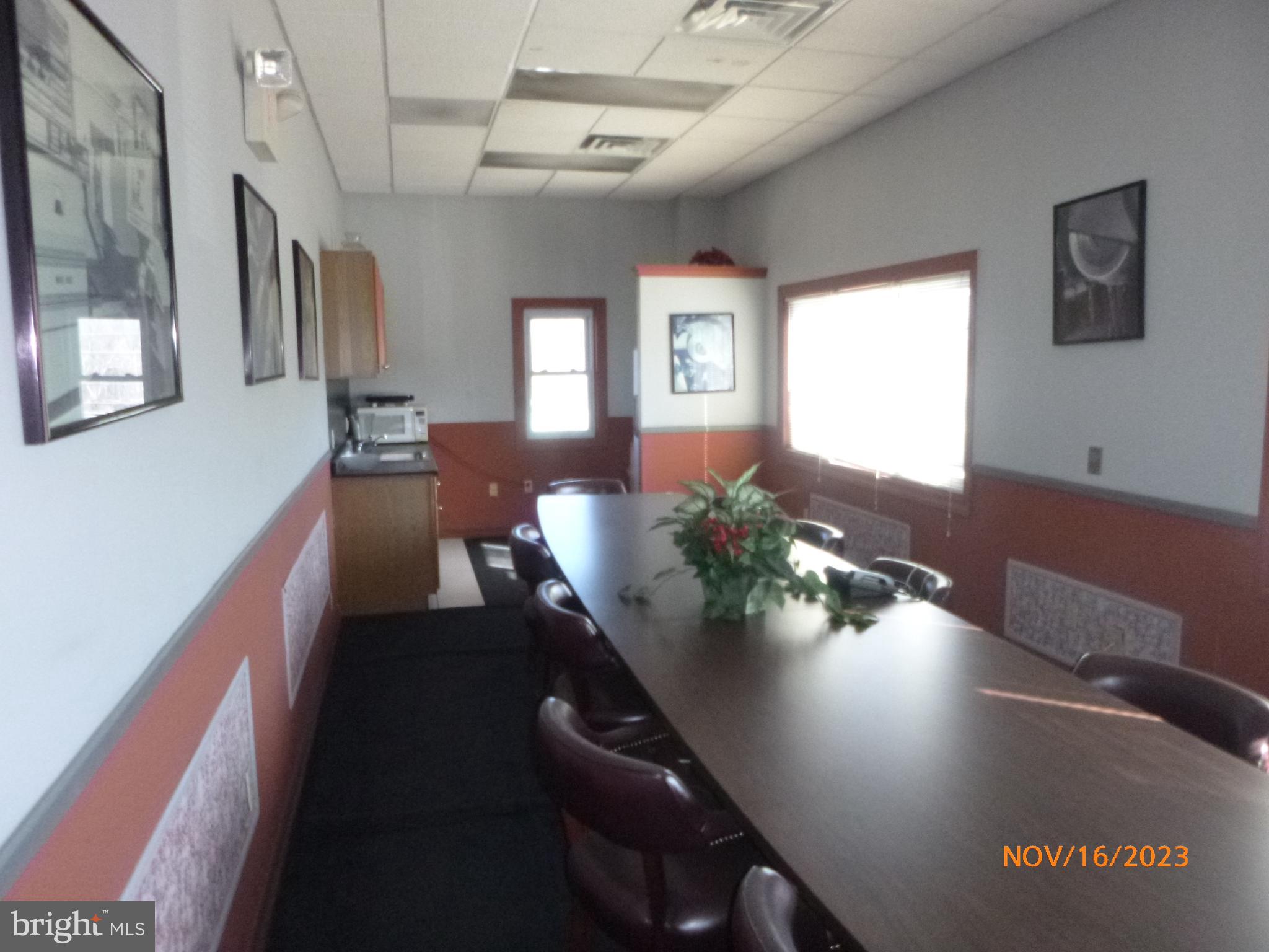 WILLOW GROVE - Commercial Sale