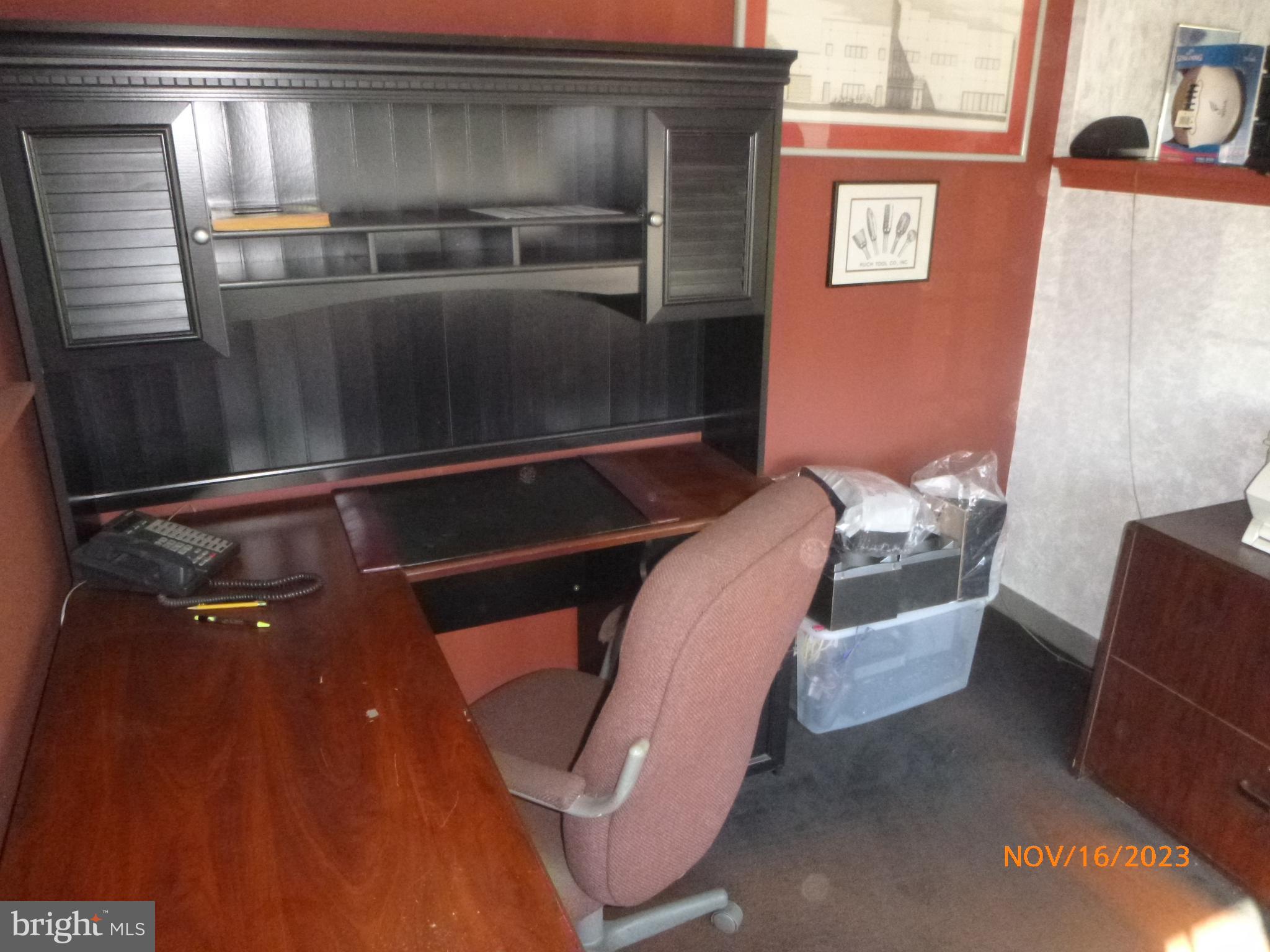 WILLOW GROVE - Commercial Sale