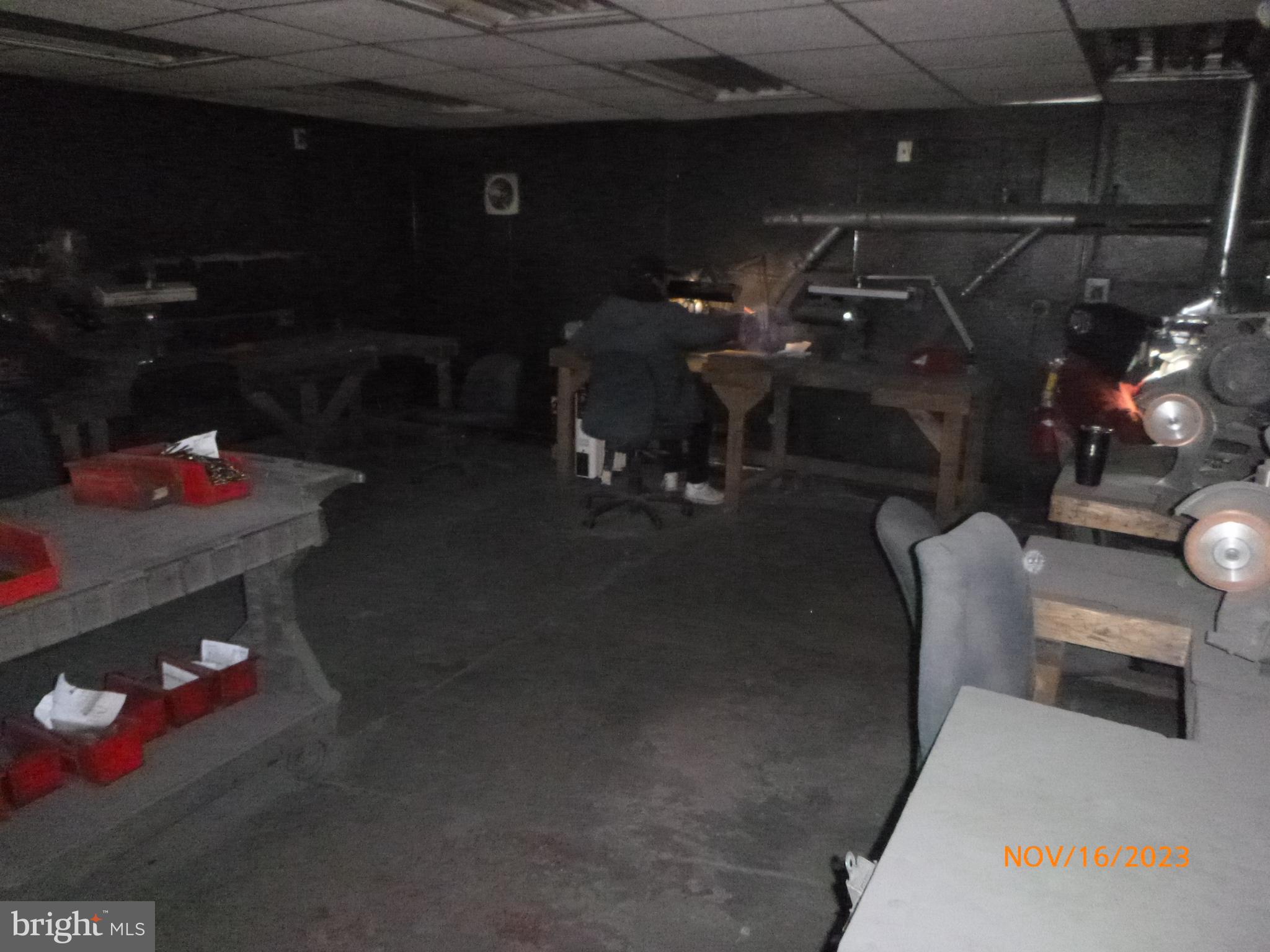 WILLOW GROVE - Commercial Sale